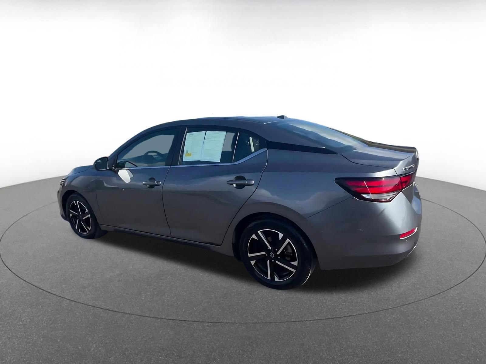 Thumbnail: 2025 Nissan Sentra - 10