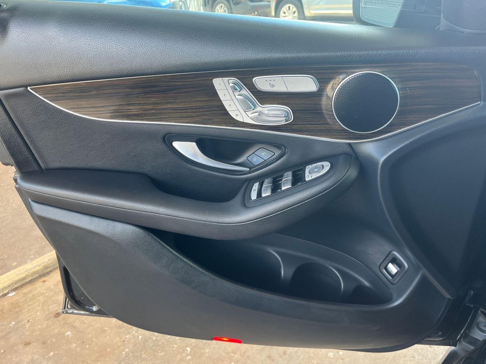 Thumbnail: 2020 Mercedes-Benz GLC - 14