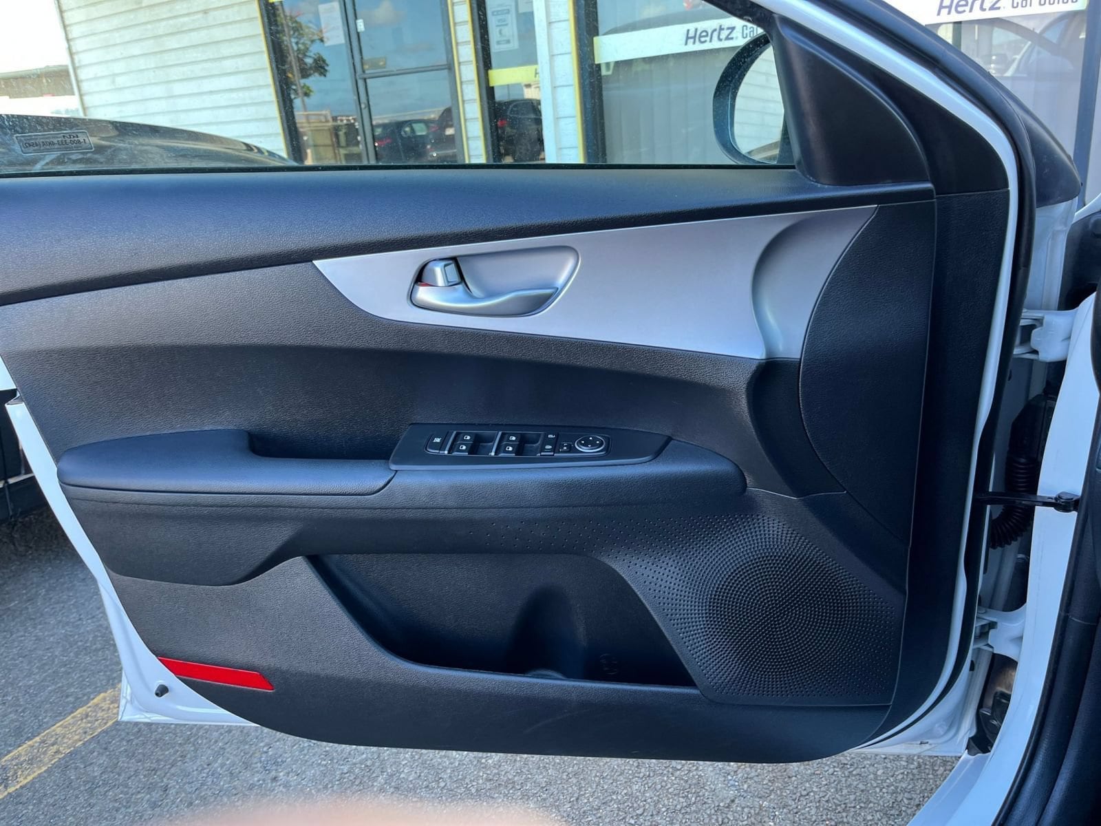 Thumbnail: 2024 Kia Forte - 18