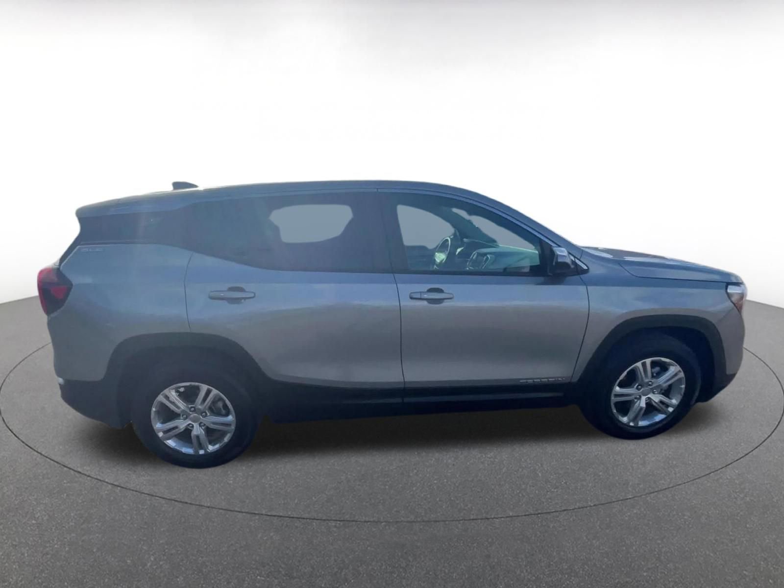 Thumbnail: 2024 GMC Terrain - 16