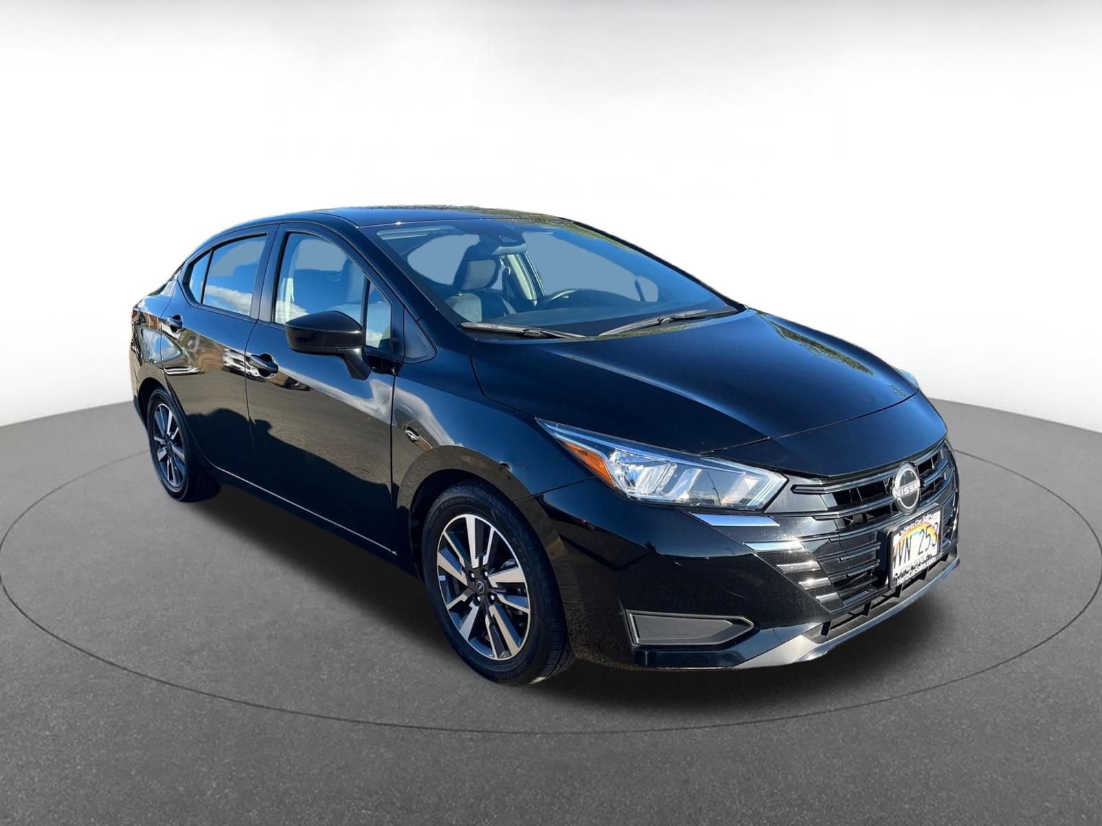 2023 Nissan Versa Sedan SV