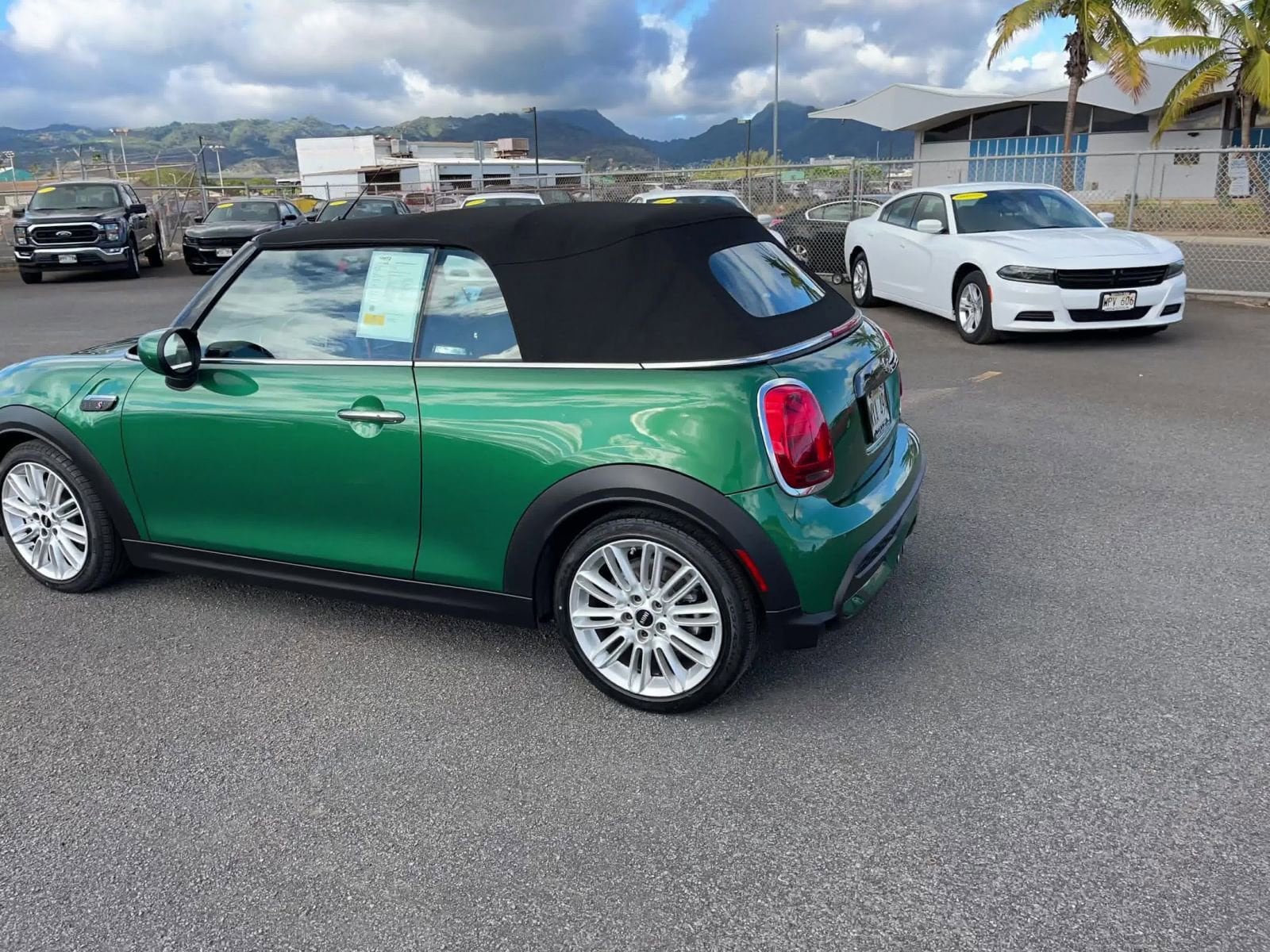 Thumbnail: 2024 MINI Cooper Convertible - 10