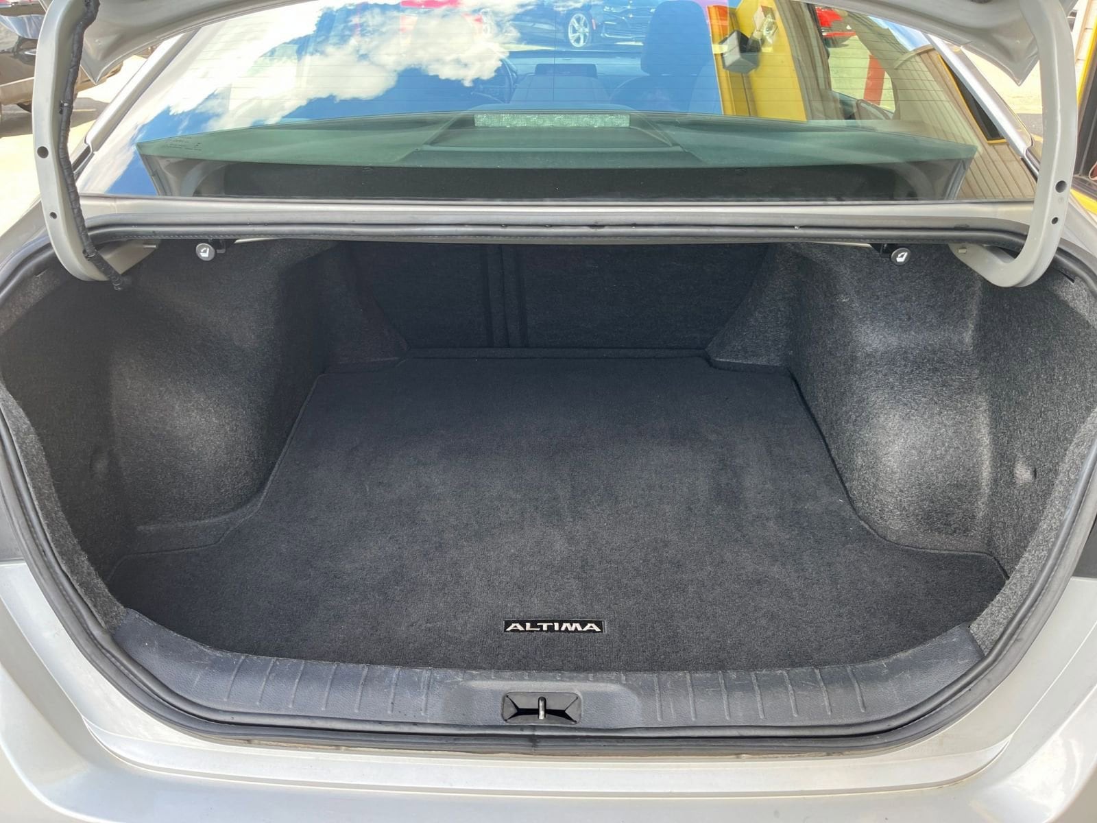 Thumbnail: 2023 Nissan Altima - 29