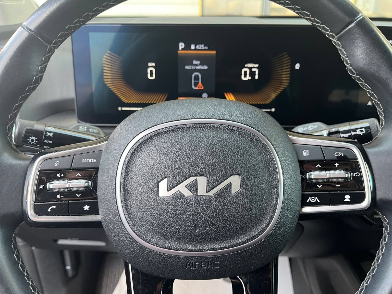Thumbnail: 2024 Kia Sorento - 28