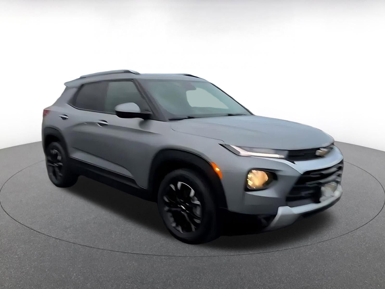 Thumbnail: 2023 Chevrolet TrailBlazer - 3