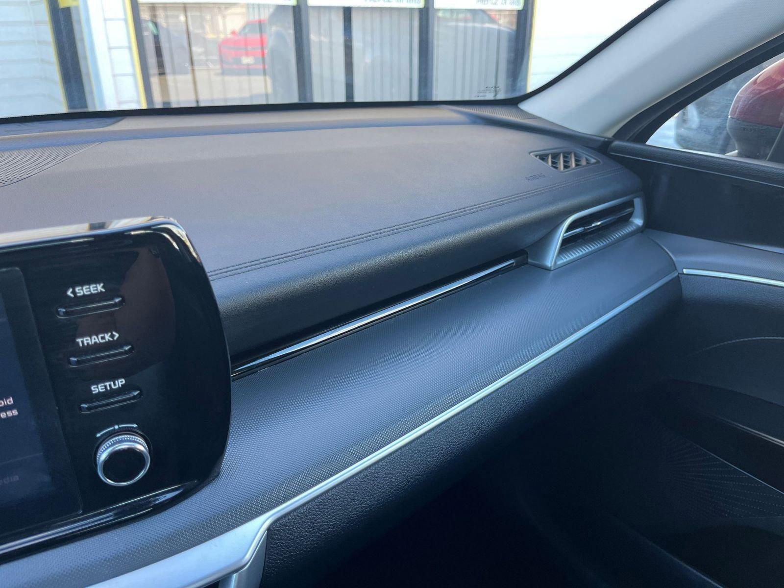 Thumbnail: 2023 Kia K5 - 33