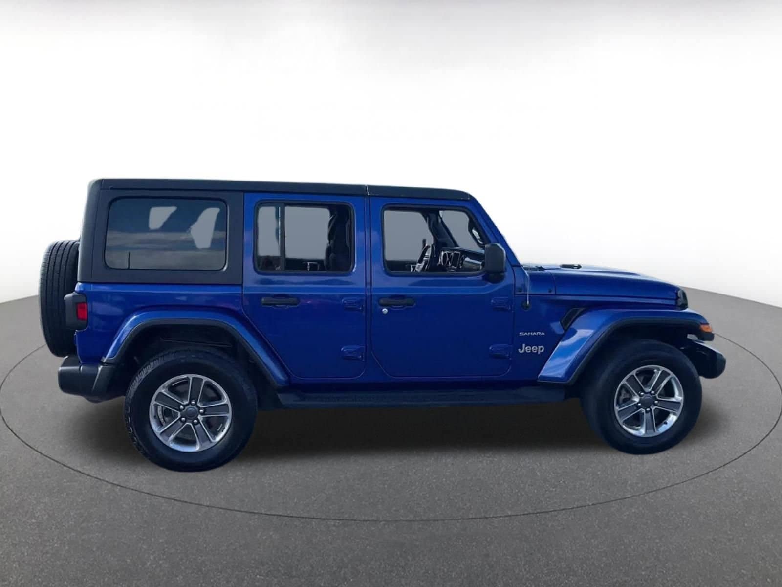 Thumbnail: 2020 Jeep Wrangler - 15