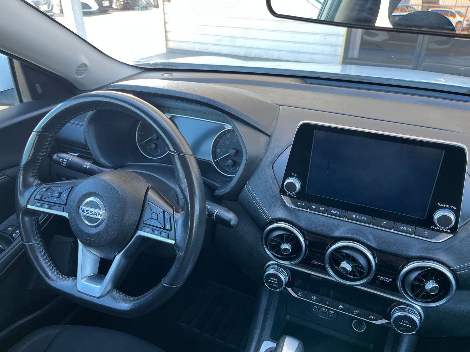 Thumbnail: 2021 Nissan Sentra - 32