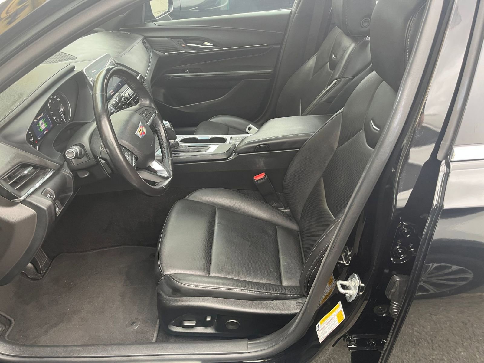 Thumbnail: 2023 Cadillac CT4 - 27