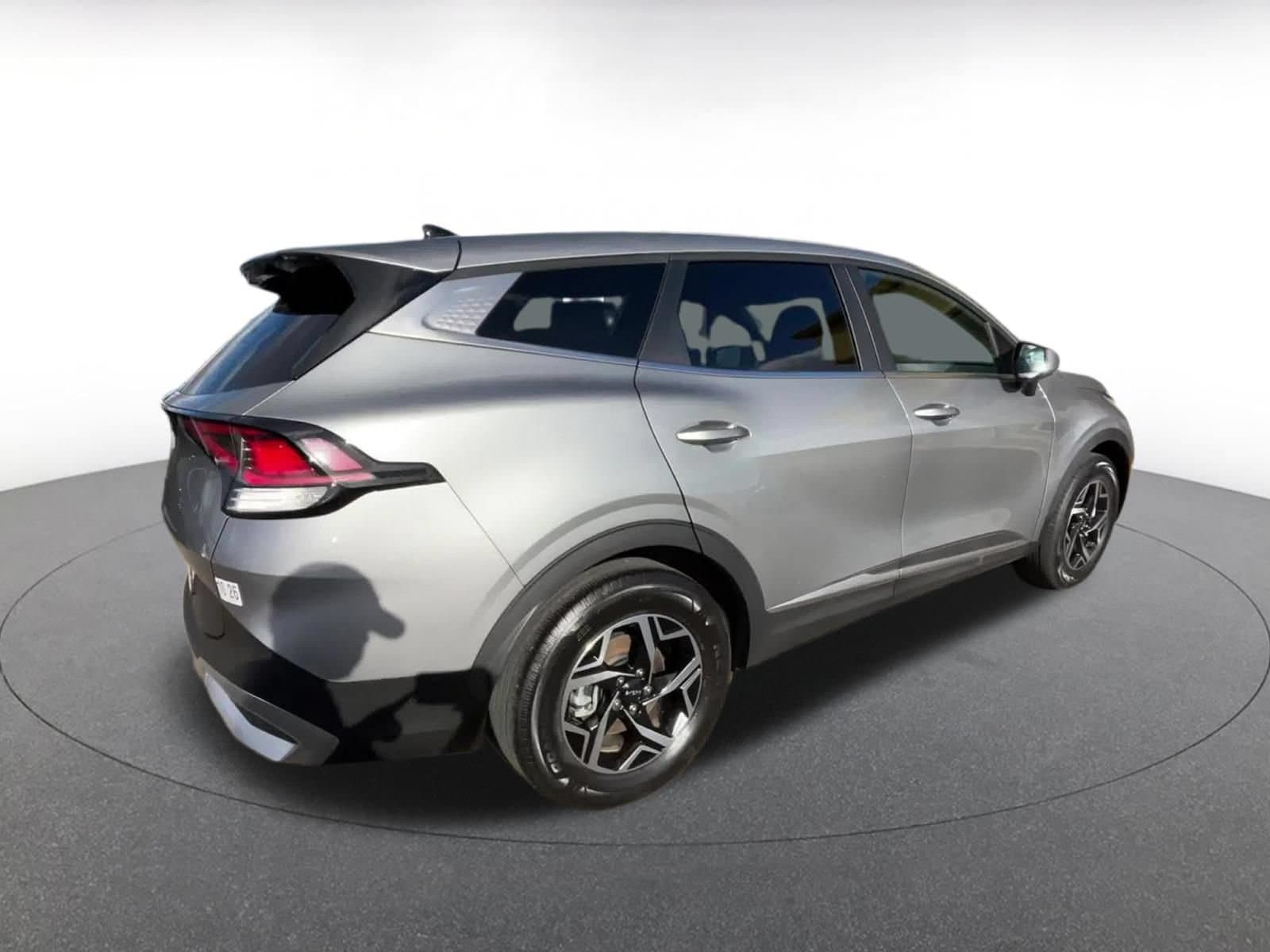 Thumbnail: 2025 Kia Sportage - 14