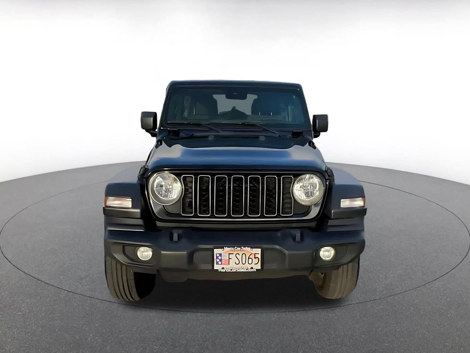 Thumbnail: 2025 Jeep Wrangler - 4