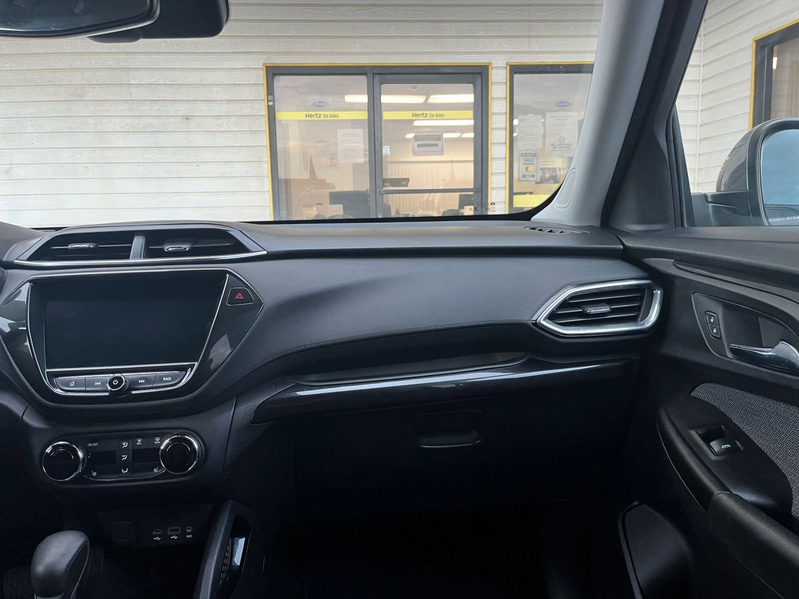 Thumbnail: 2023 Chevrolet TrailBlazer - 35