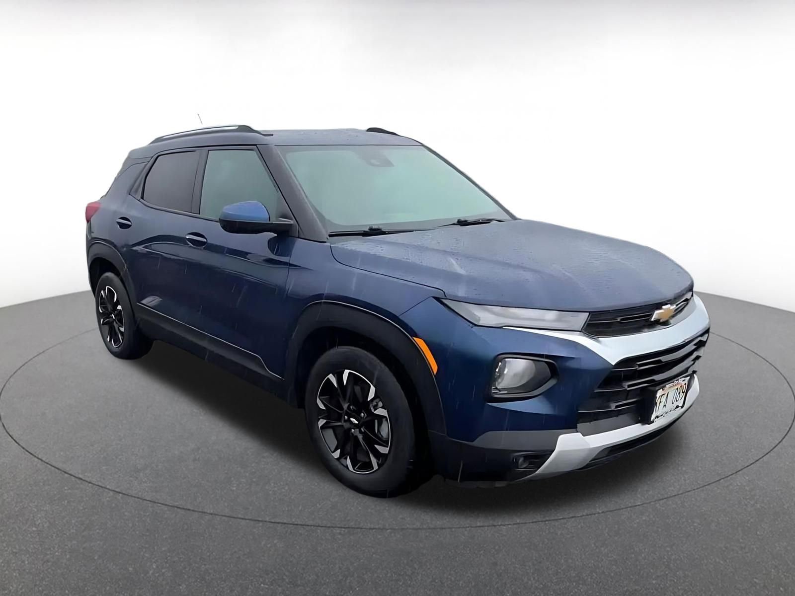 Thumbnail: 2023 Chevrolet TrailBlazer - 3