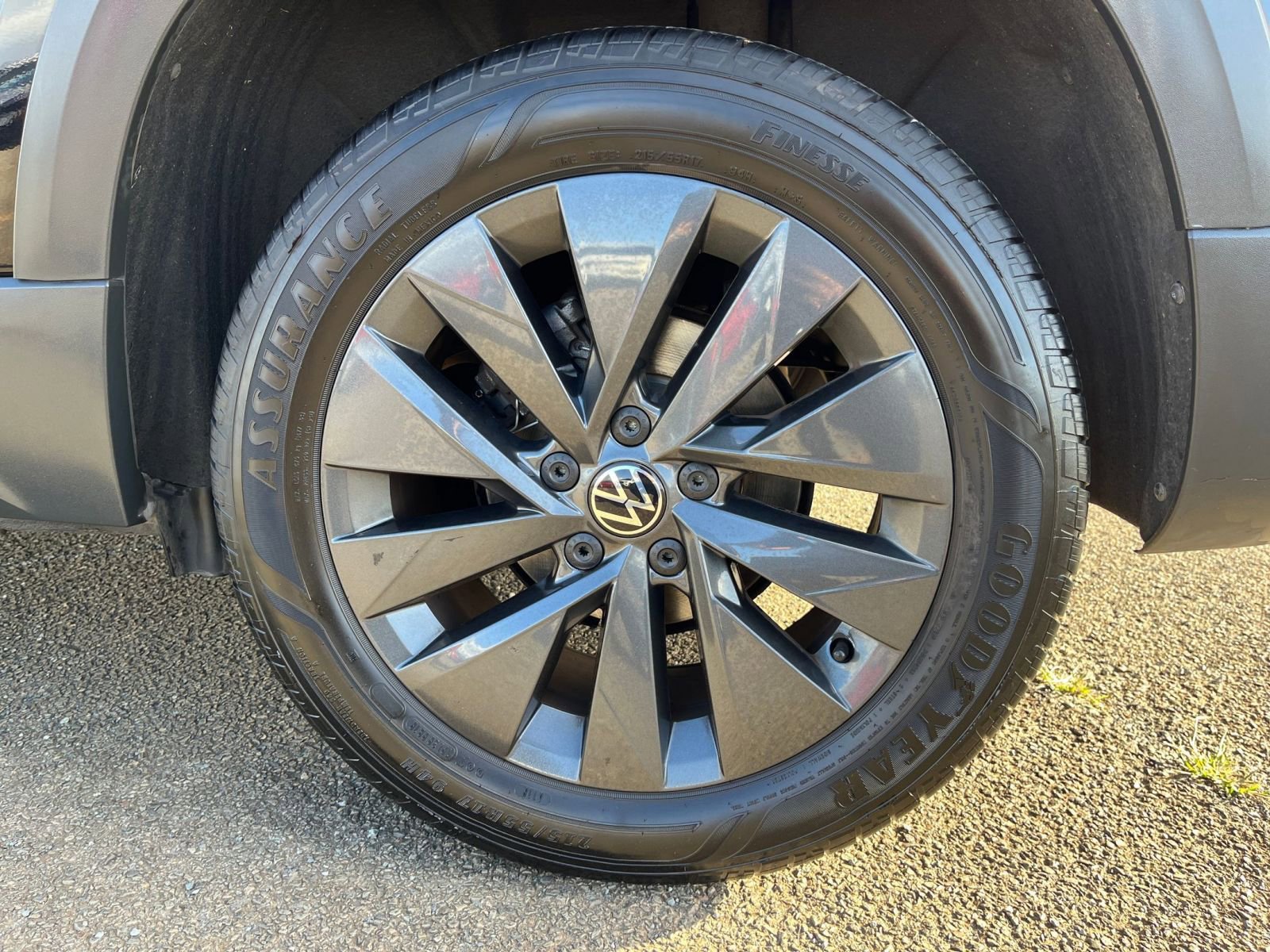 Thumbnail: 2024 Volkswagen Taos - 28