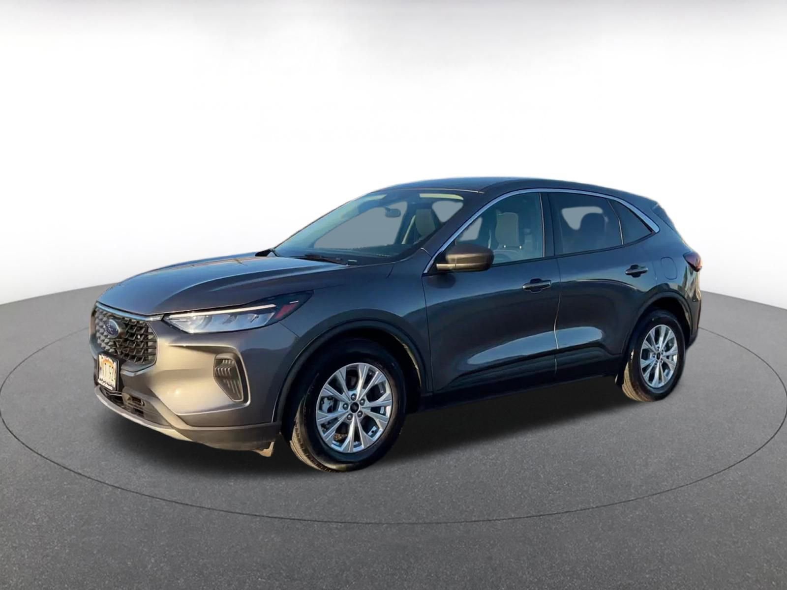 Thumbnail: 2023 Ford Escape - 7