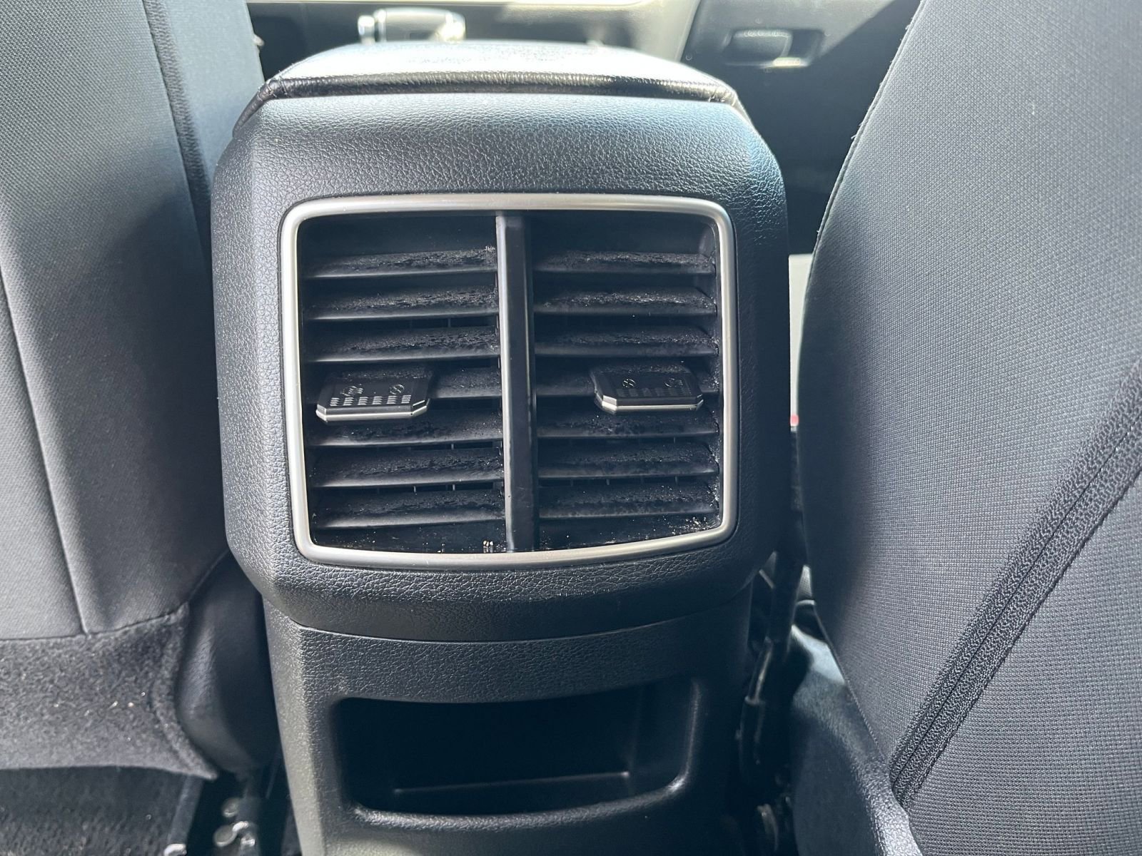 Thumbnail: 2023 Kia Sportage - 23