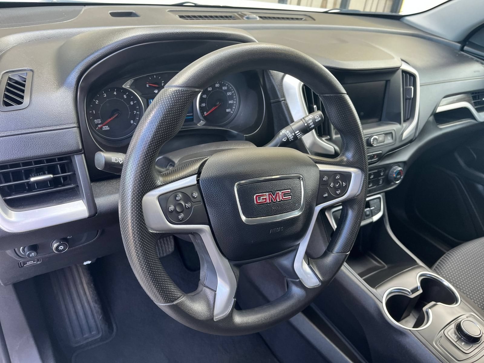 Thumbnail: 2024 GMC Terrain - 32