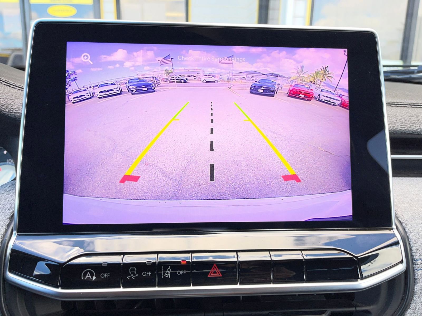 Thumbnail: 2023 Jeep Compass - 17