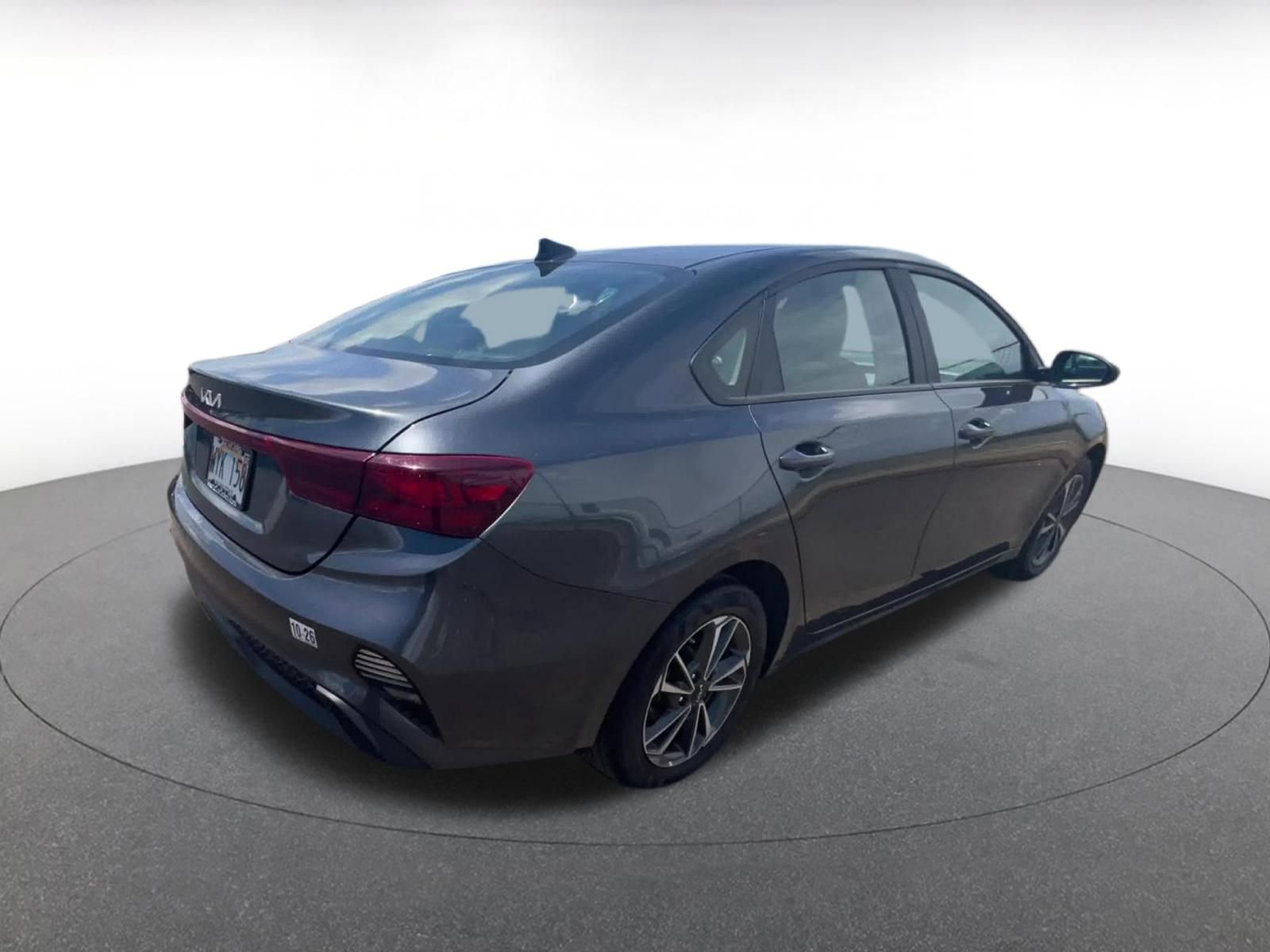 Thumbnail: 2024 Kia Forte - 15