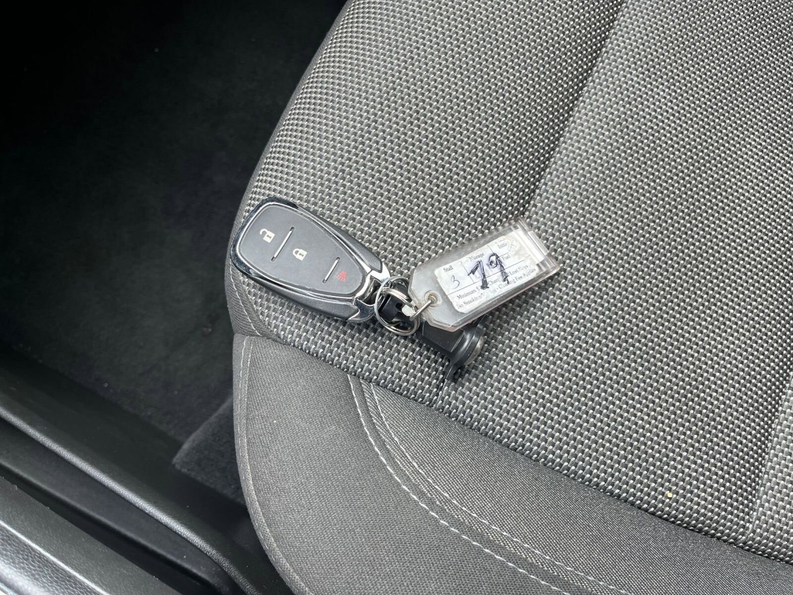 Thumbnail: 2023 Chevrolet Traverse - 21