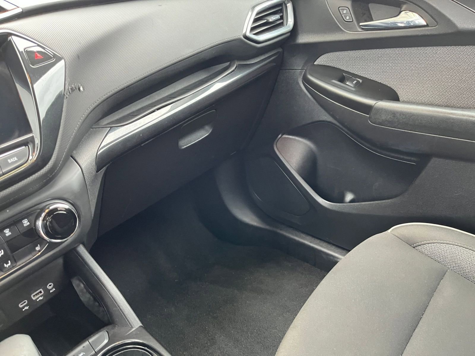 Thumbnail: 2023 Chevrolet TrailBlazer - 35