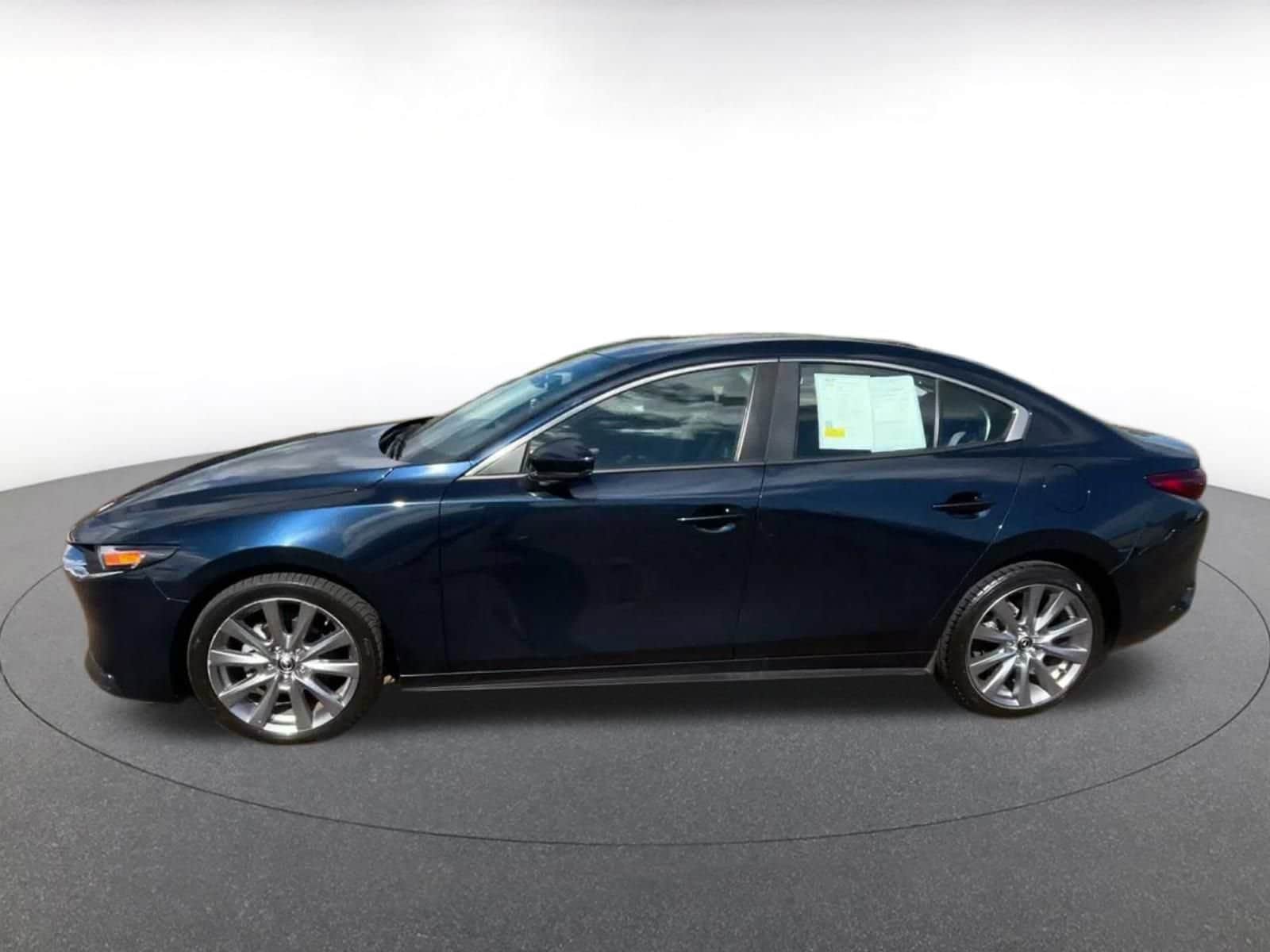 Thumbnail: 2025 Mazda Mazda3 - 9