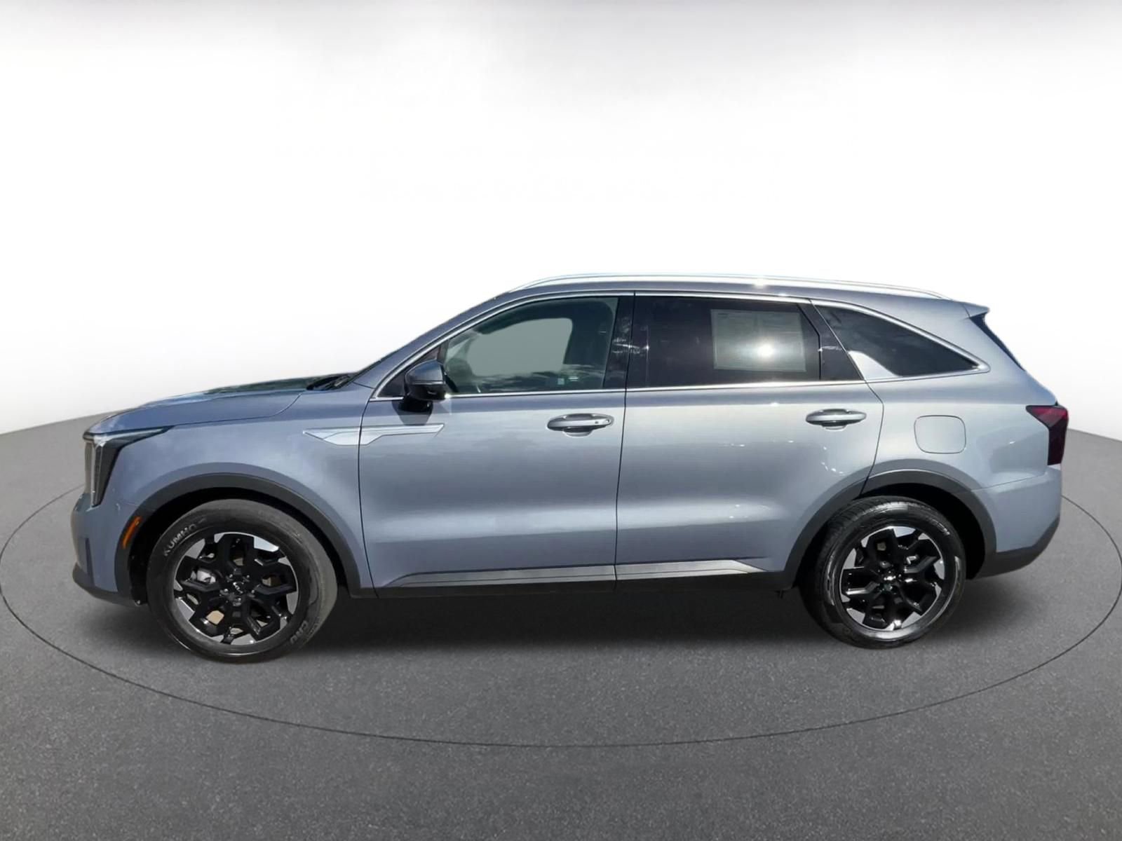 Thumbnail: 2024 Kia Sorento - 9