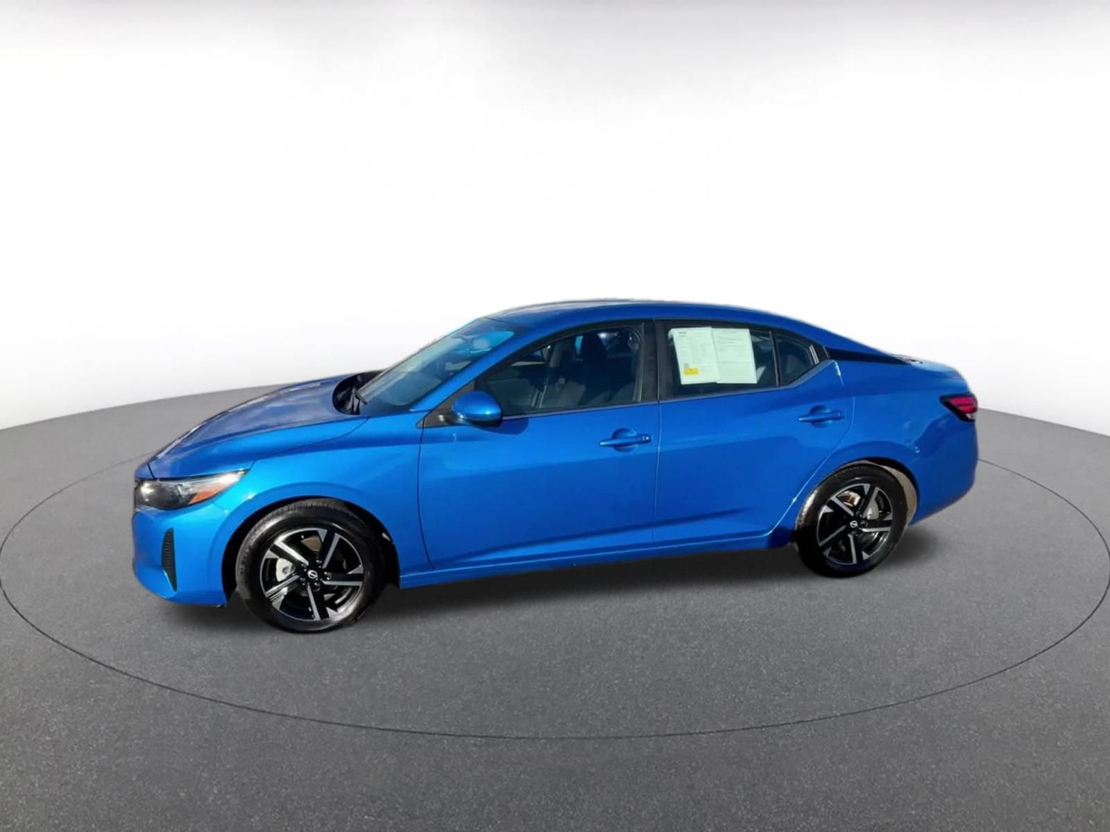 Thumbnail: 2025 Nissan Sentra - 9