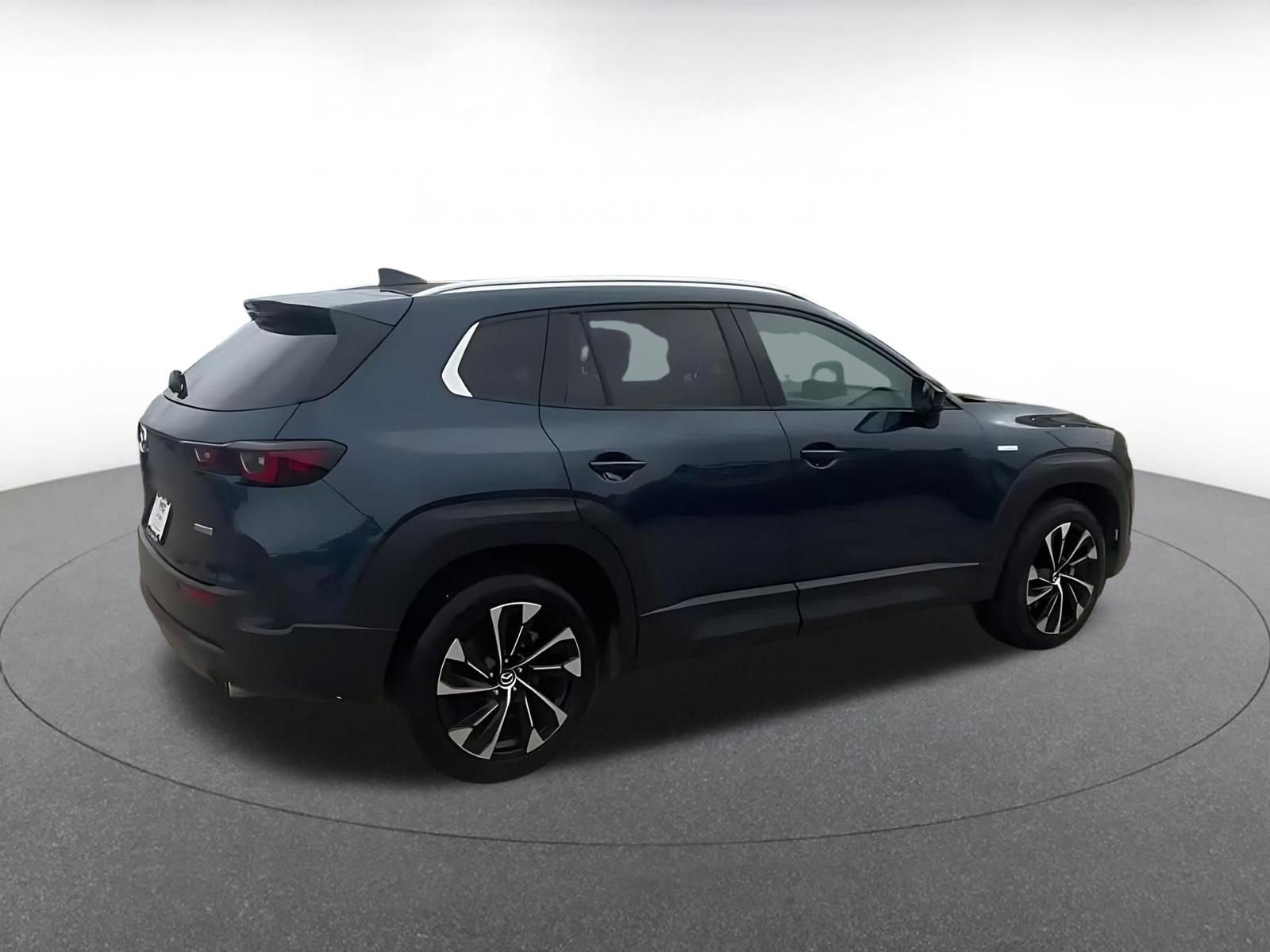 Thumbnail: 2025 Mazda CX-50 - 14