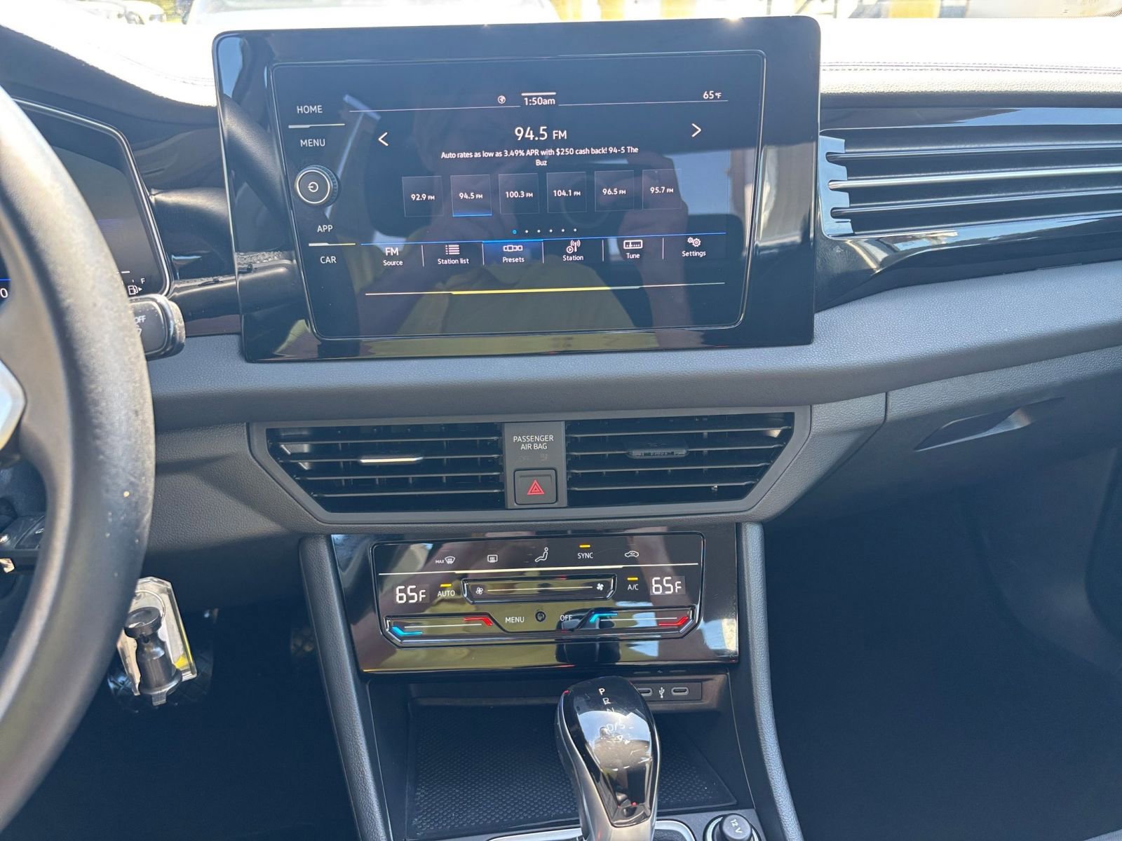 Thumbnail: 2025 Volkswagen Jetta - 17