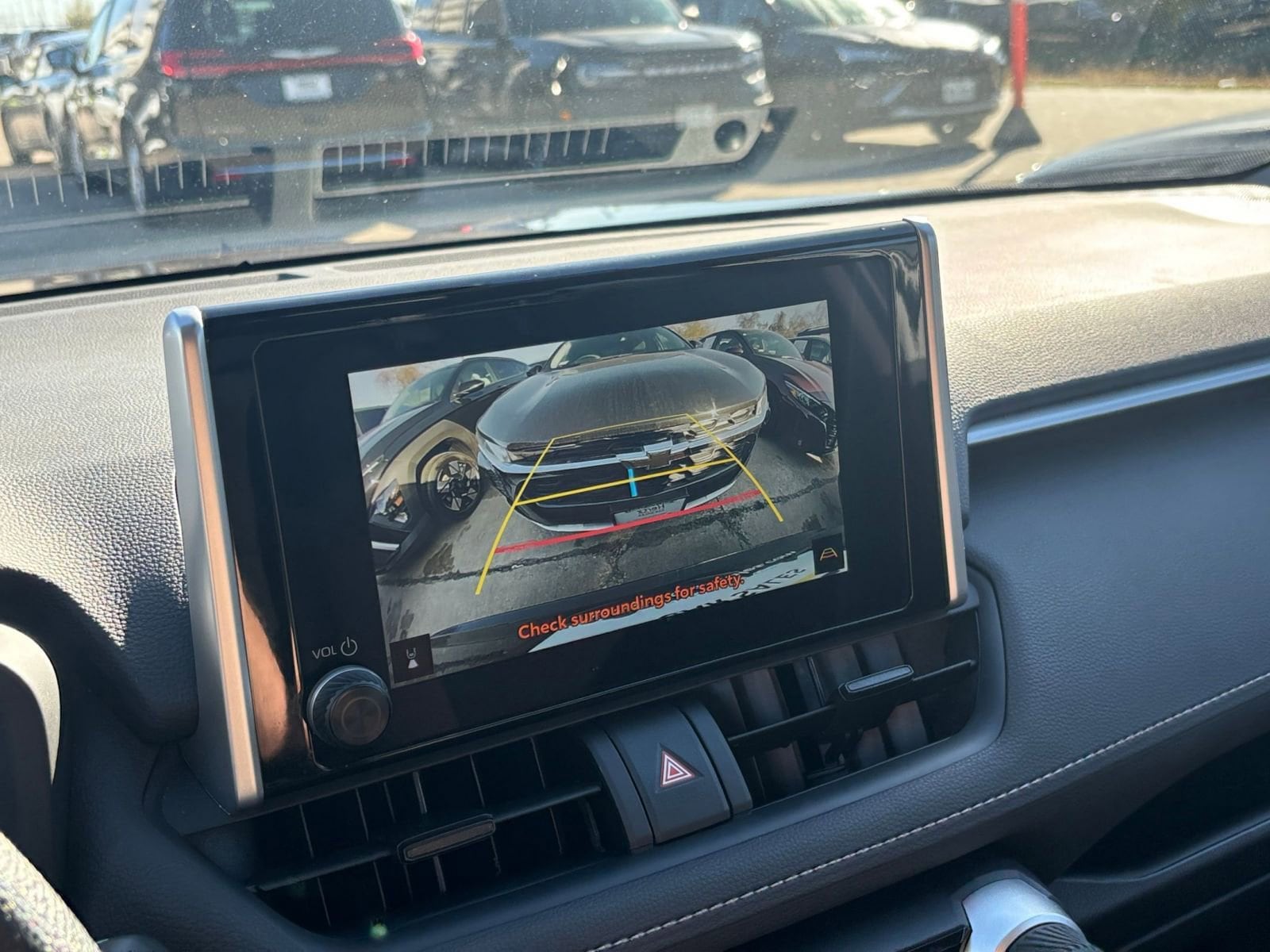 Thumbnail: 2025 Toyota RAV4 - 17