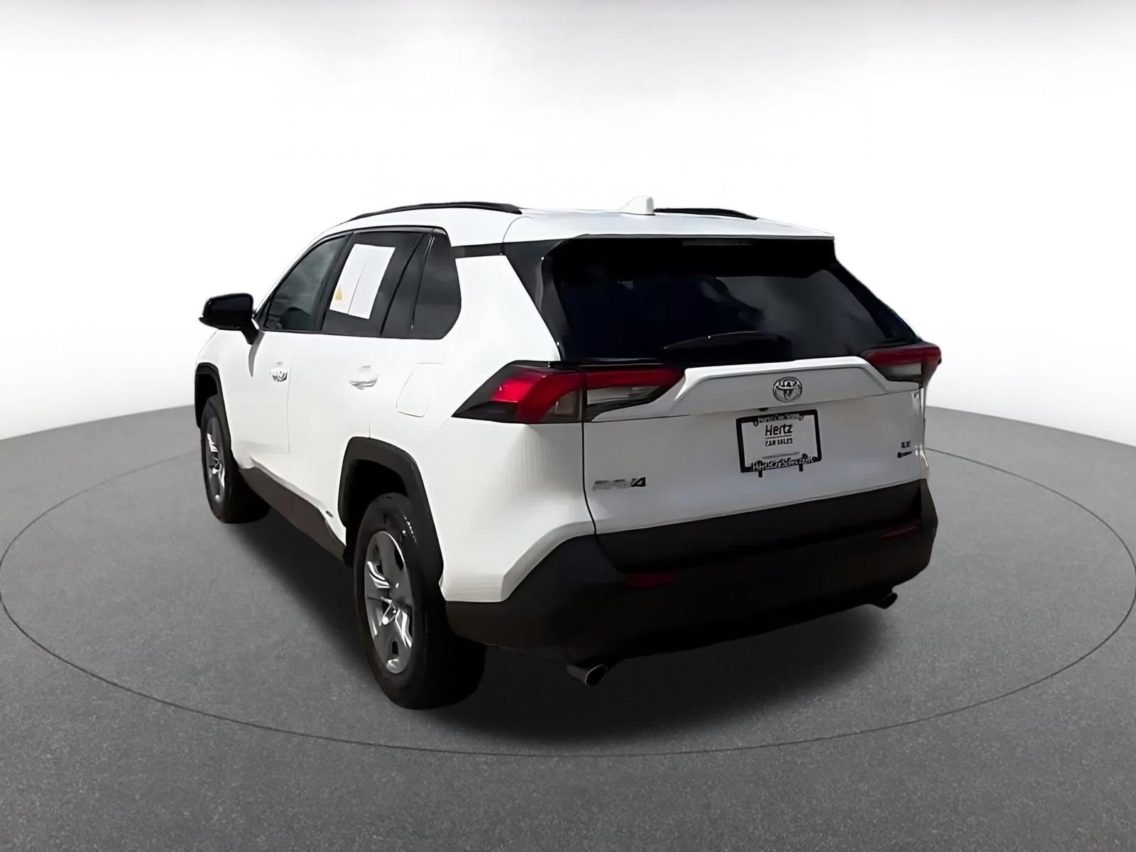 Thumbnail: 2025 Toyota RAV4 - 11