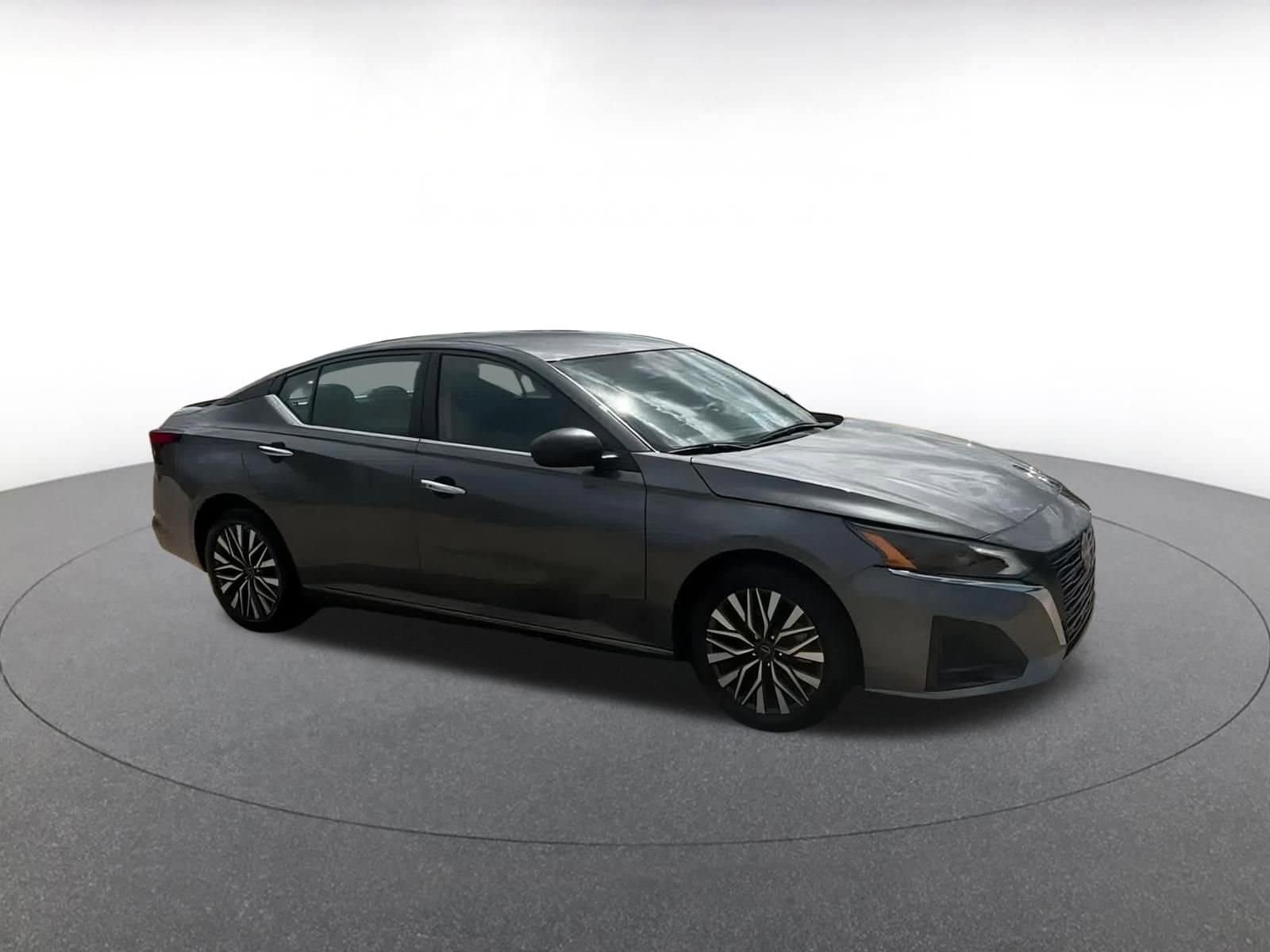 Thumbnail: 2024 Nissan Altima - 2