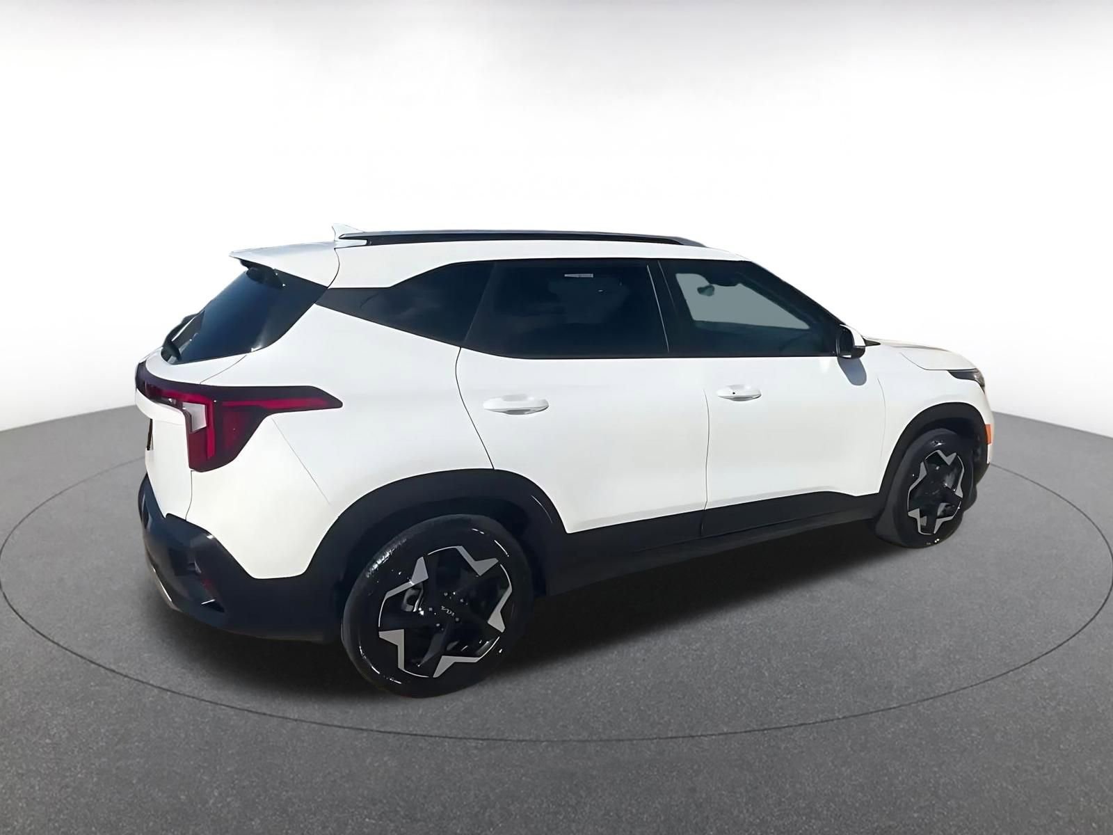 Thumbnail: 2025 Kia Seltos - 15