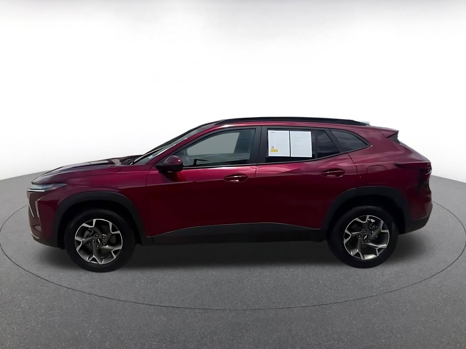 Thumbnail: 2025 Chevrolet Trax - 7
