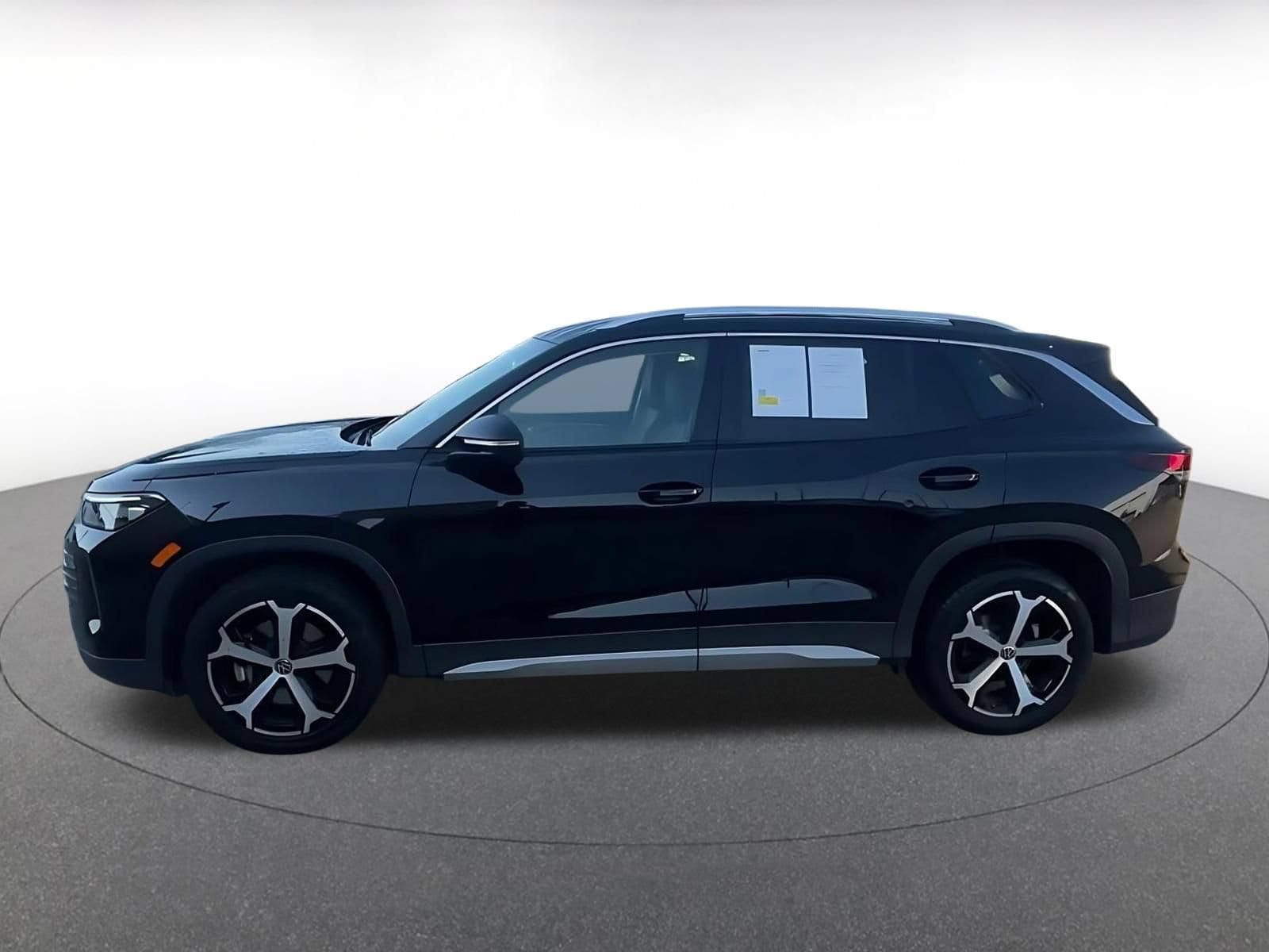 Thumbnail: 2026 Volkswagen Tiguan - 8