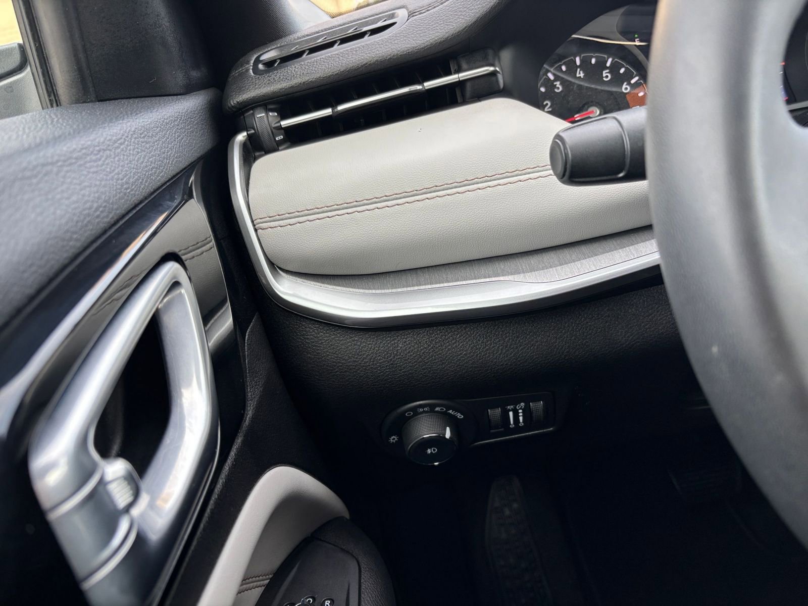 Thumbnail: 2025 Jeep Compass - 35