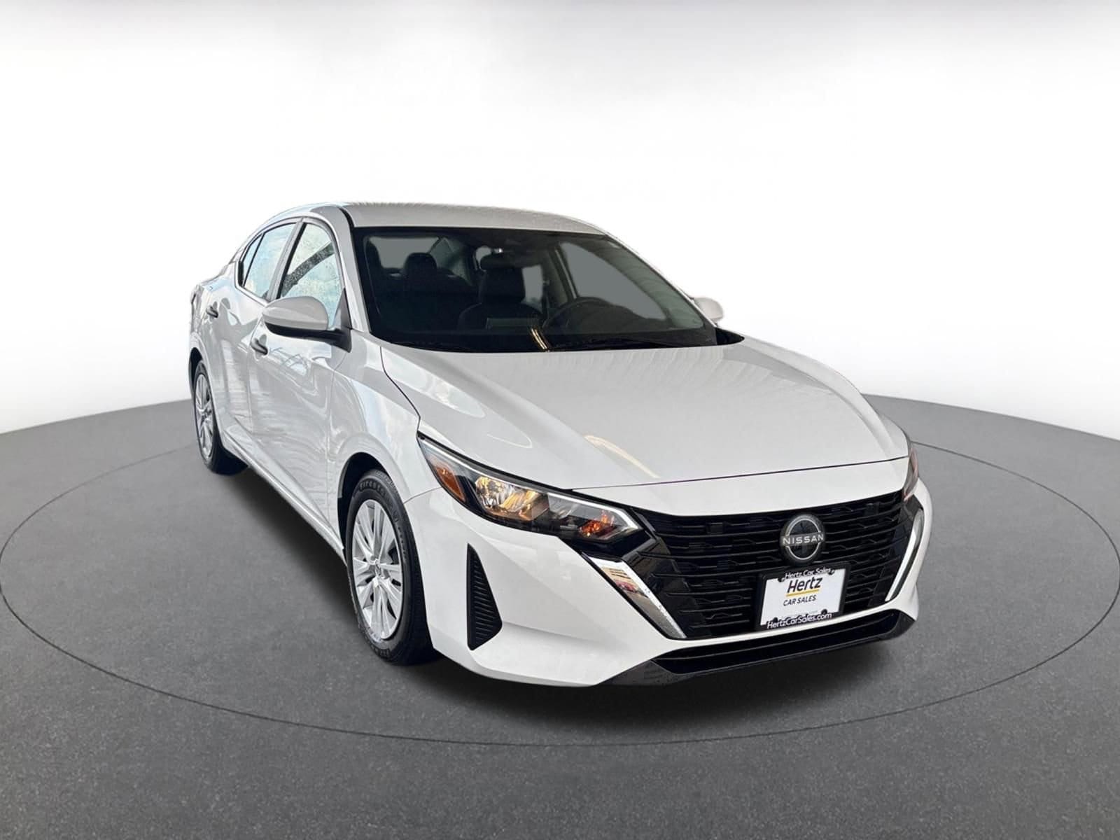 Thumbnail: 2025 Nissan Sentra - 1