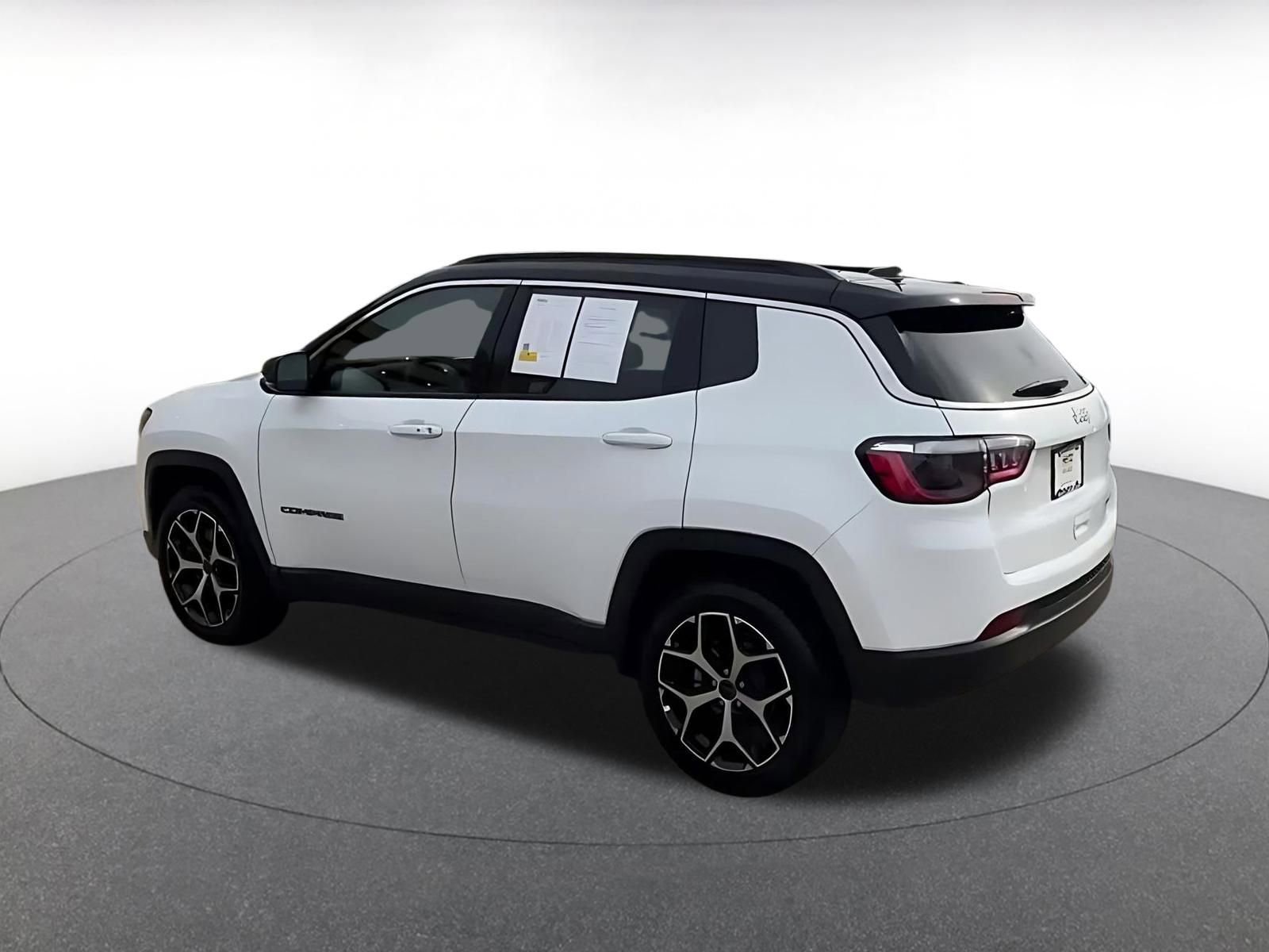 Thumbnail: 2025 Jeep Compass - 10