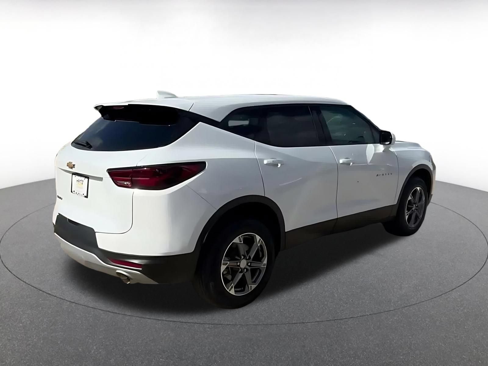 Thumbnail: 2026 Chevrolet Blazer - 14