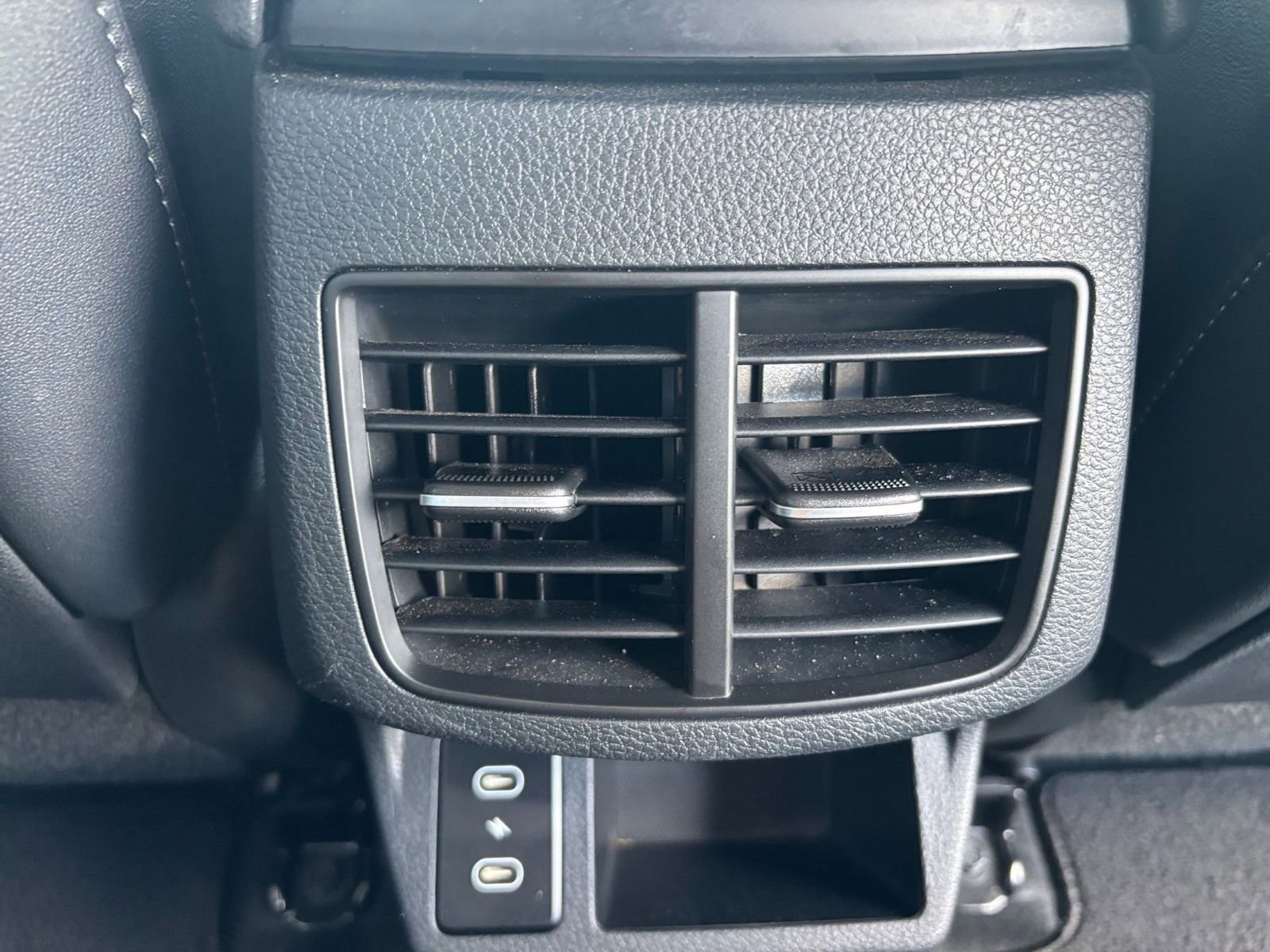 Thumbnail: 2025 Kia Seltos - 23