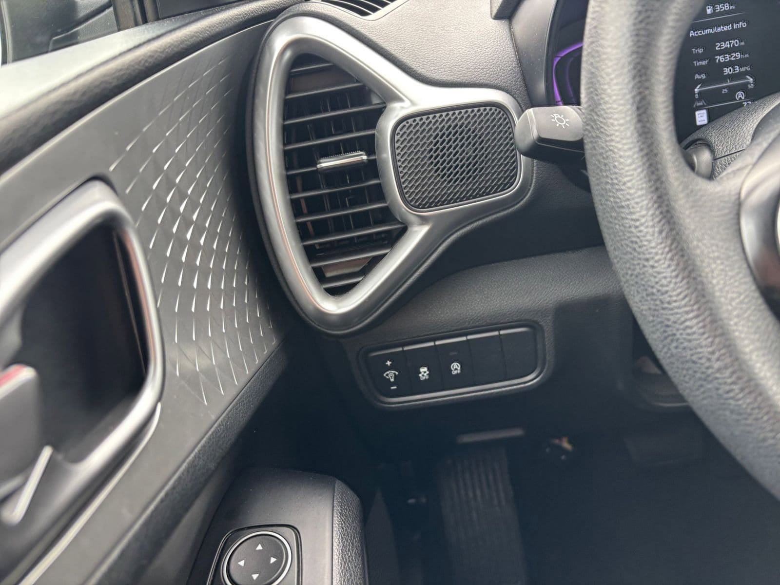 Thumbnail: 2025 Kia Soul - 32