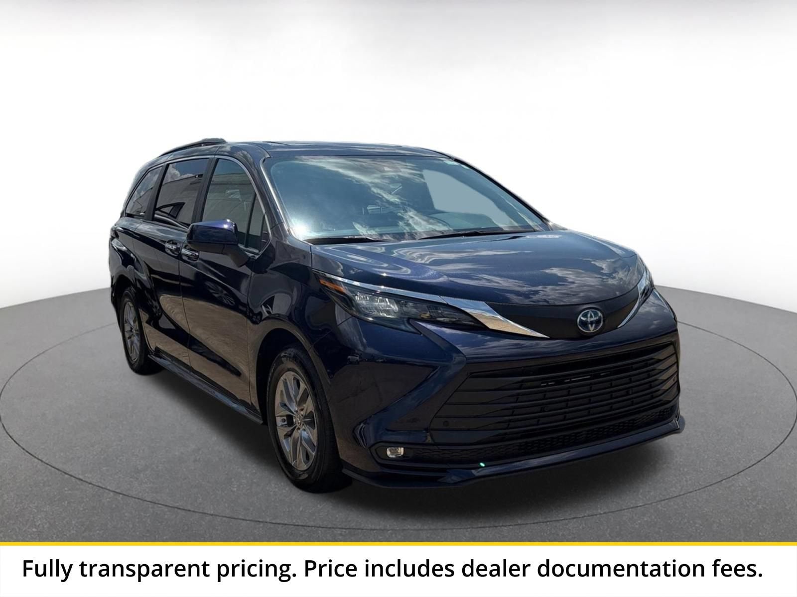 Thumbnail: 2025 Toyota Sienna - 1