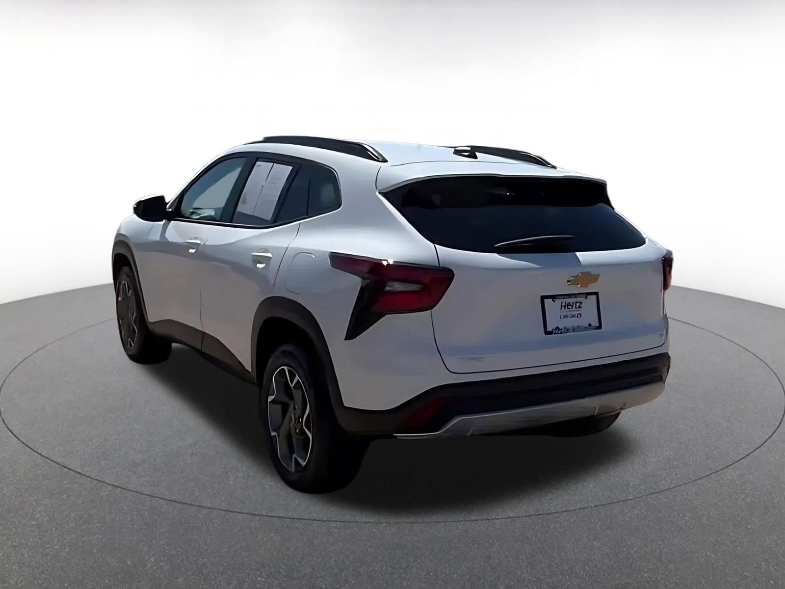 Thumbnail: 2025 Chevrolet Trax - 11