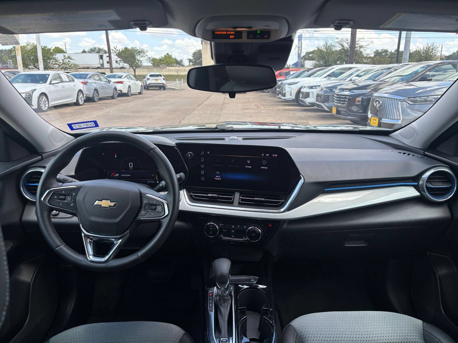 Thumbnail: 2025 Chevrolet Trax - 27