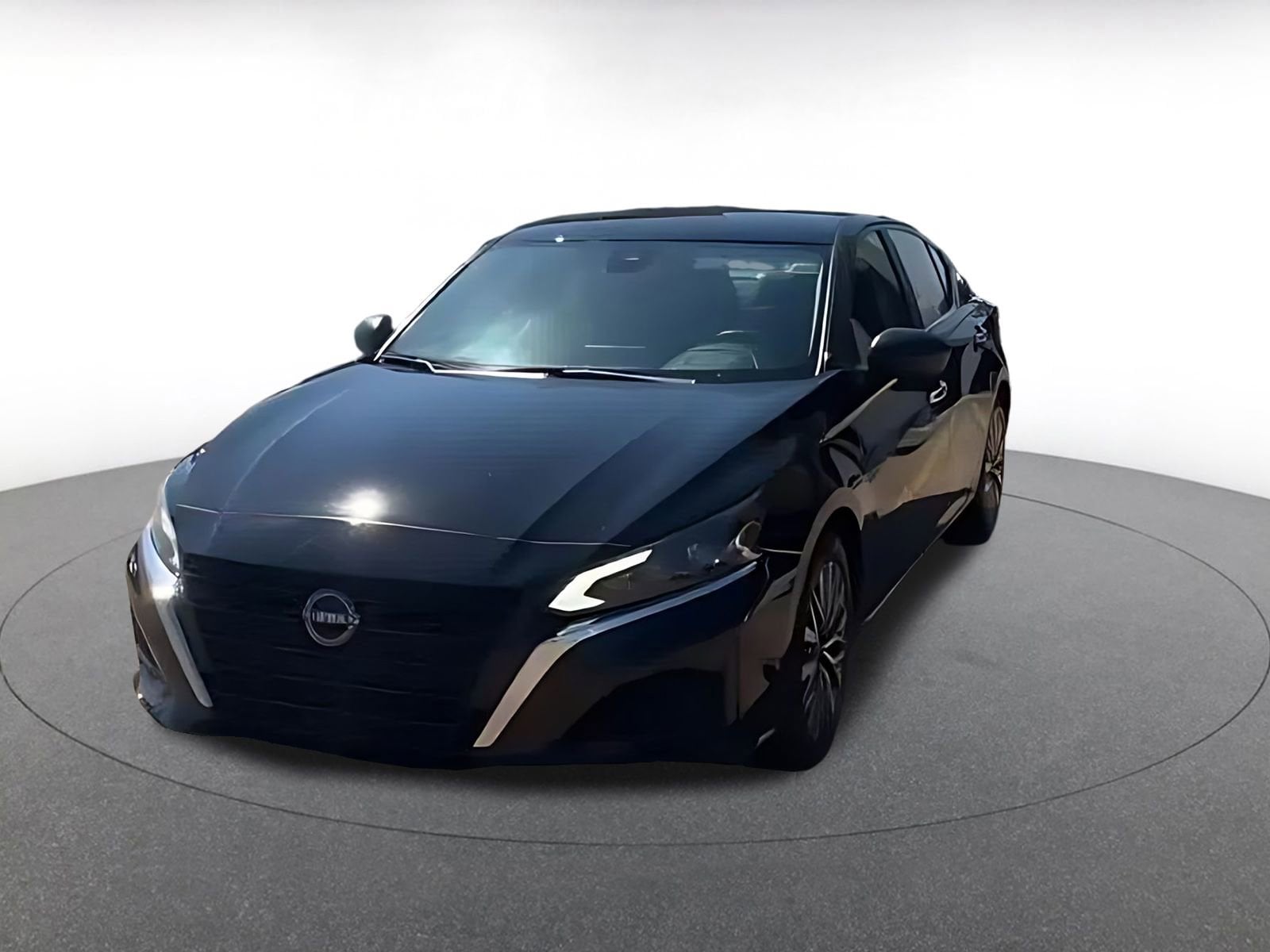 Thumbnail: 2025 Nissan Altima - 4