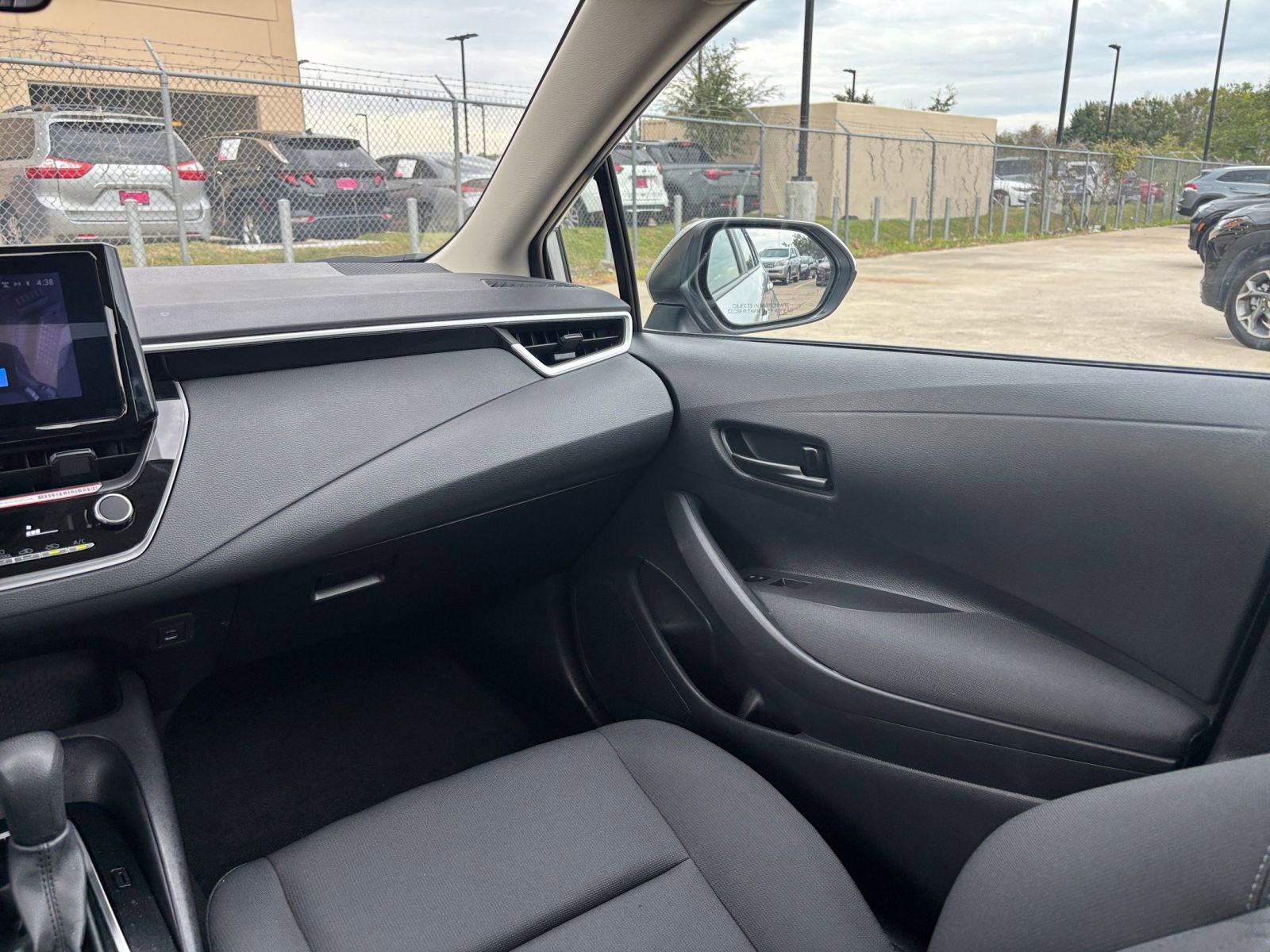 Thumbnail: 2025 Toyota Corolla - 33