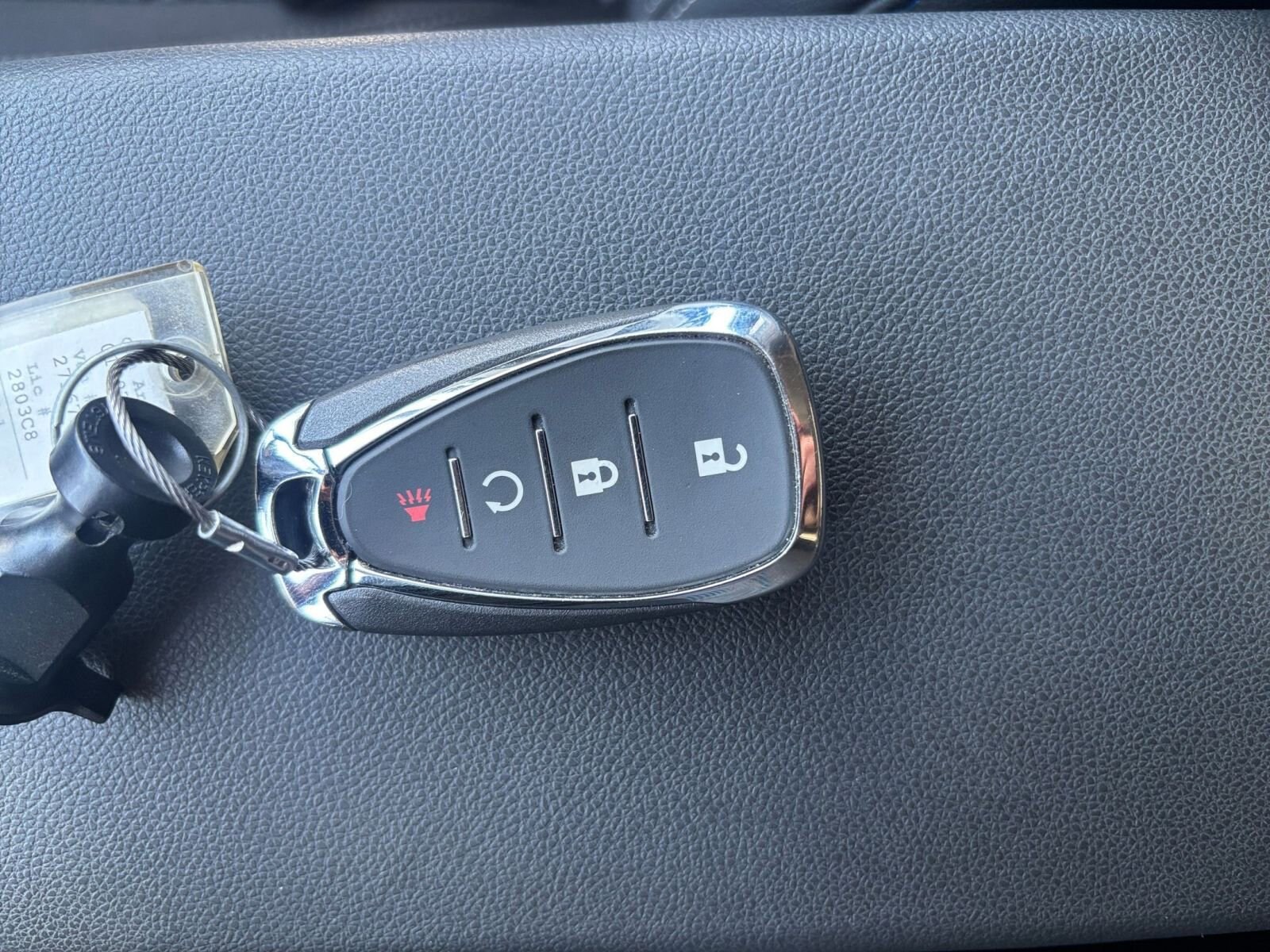 Thumbnail: 2025 Chevrolet Trax - 21