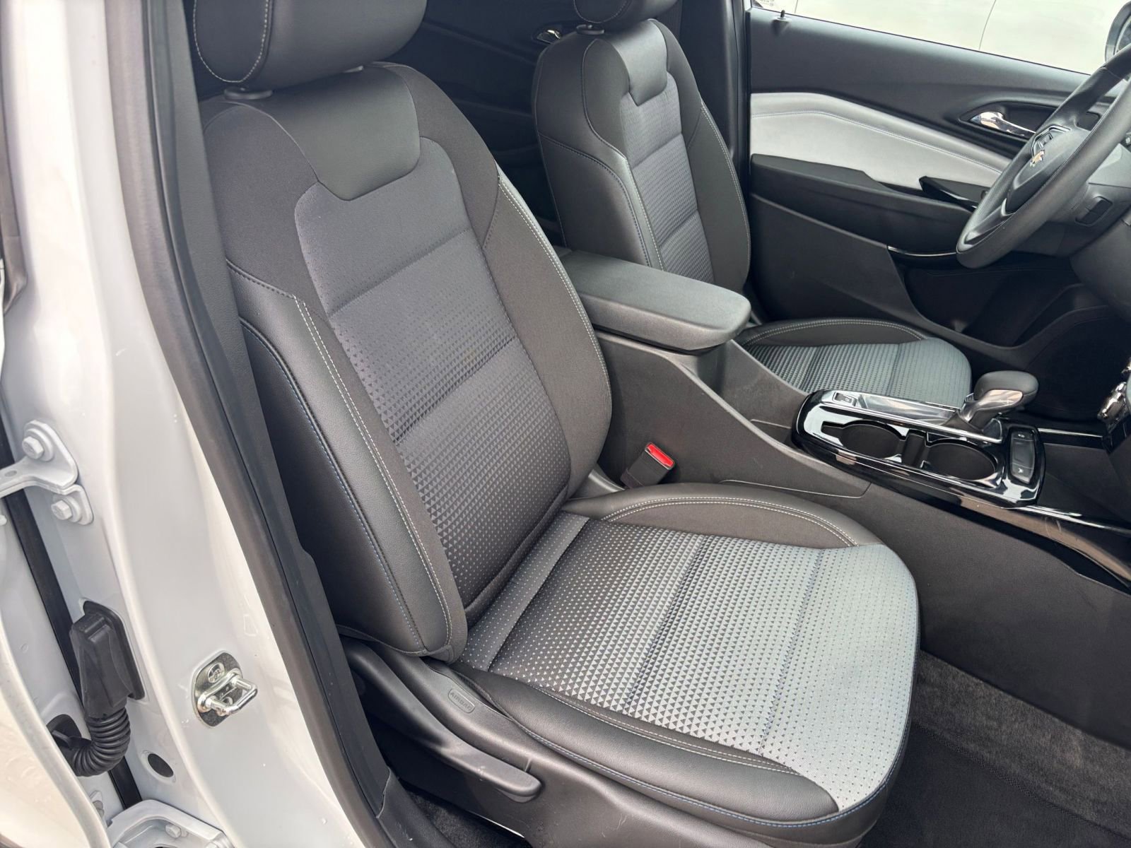 Thumbnail: 2025 Chevrolet Trax - 35