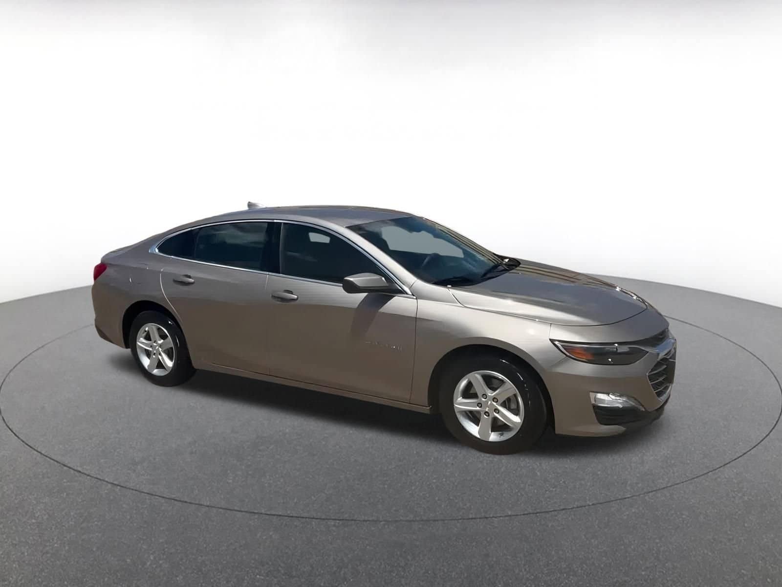 Thumbnail: 2024 Chevrolet Malibu - 1